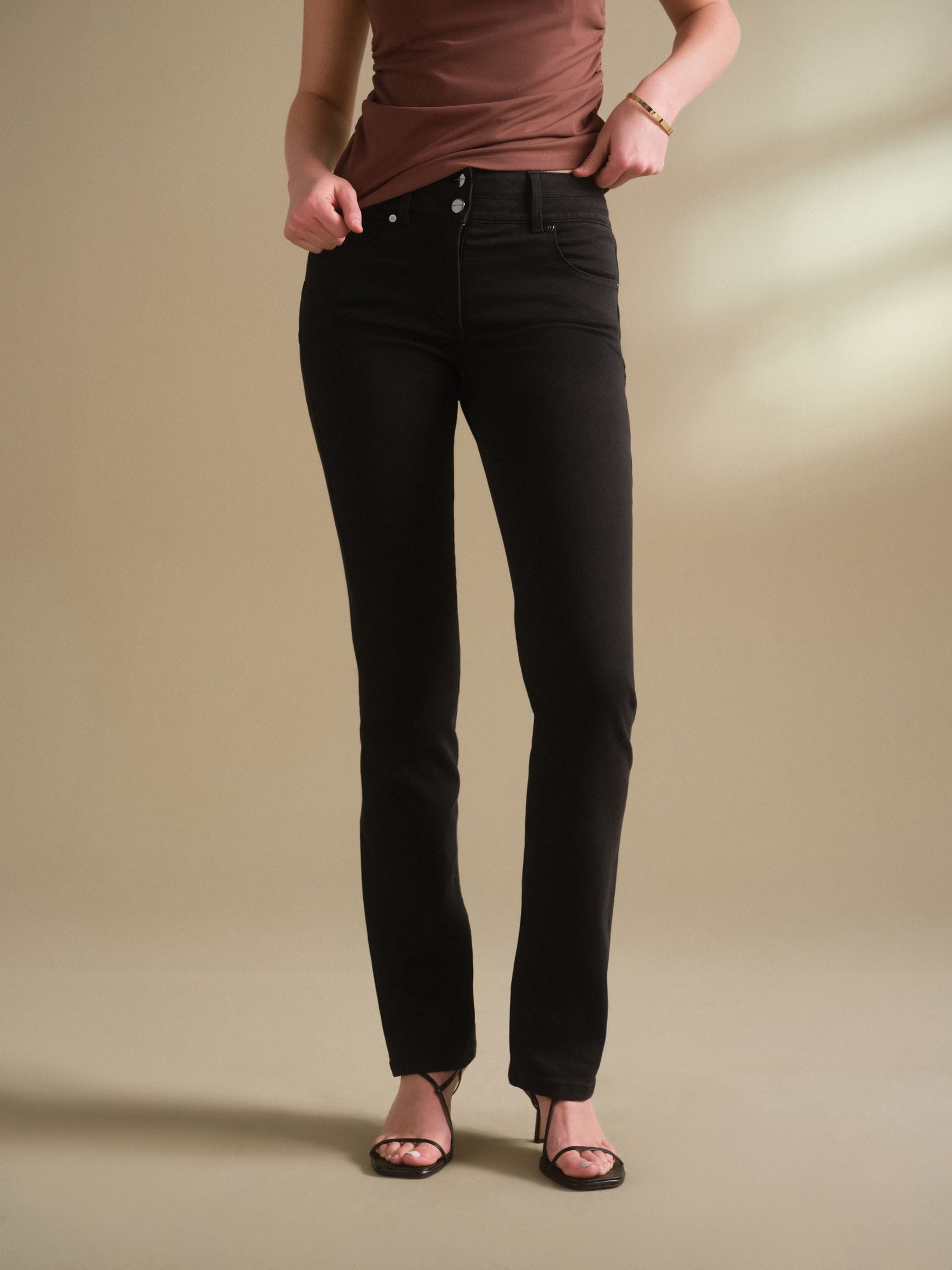 Lift Slim and Shape Bootcut Jeans - Black - Regular - Location Worn