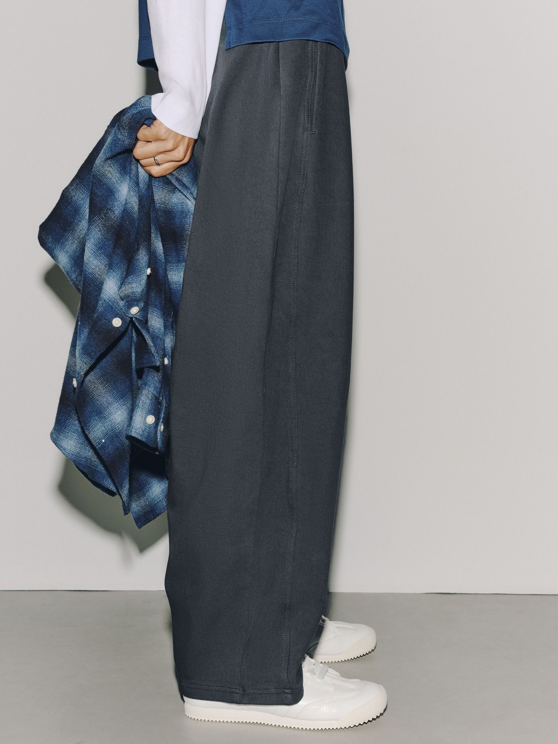 Barrel Leg Denim Jersey Trousers - Khaki Green - Regular - SIP Worn