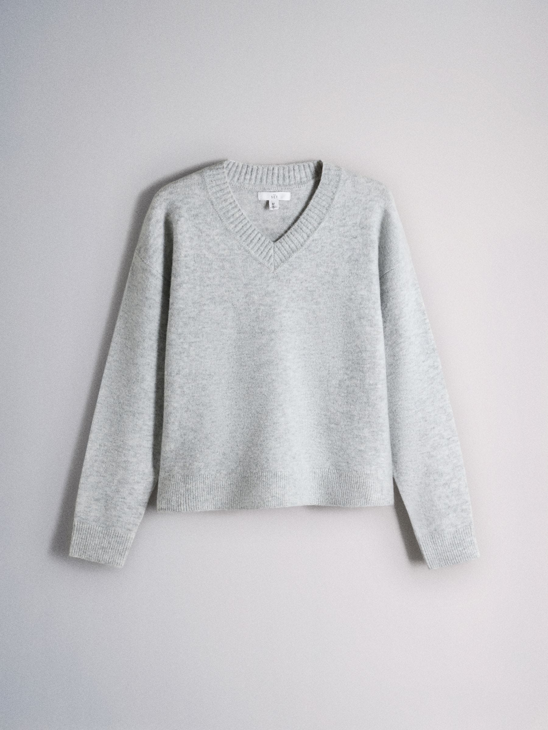 The Set 2 Pack V-Neck Jumpers With Wool - Light Grey Marl Nouvean/Navy - Regular - SIP Still Life