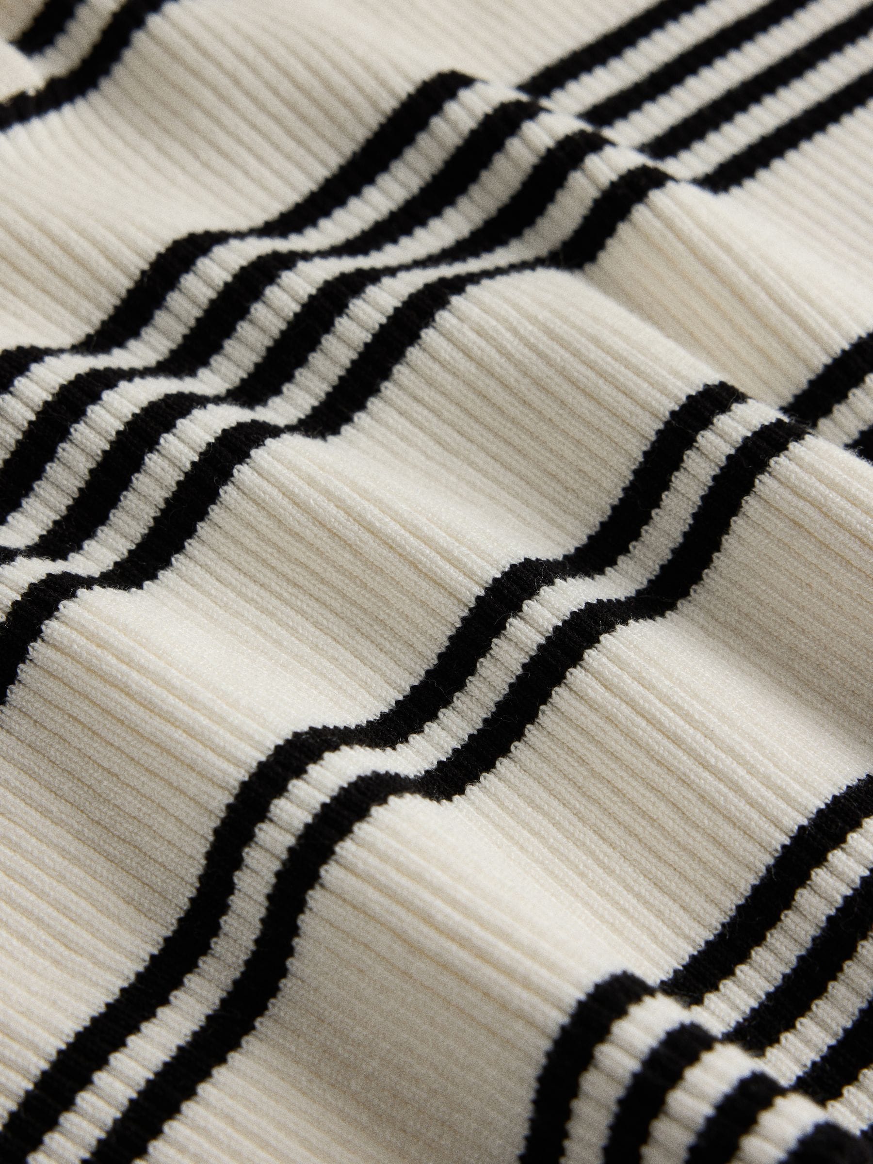 The Set 3 Pack Long Sleeve Button Down Jumper - Cream Stripe/ Dark Navy / Claret Marl - Regular - SIP Still Life