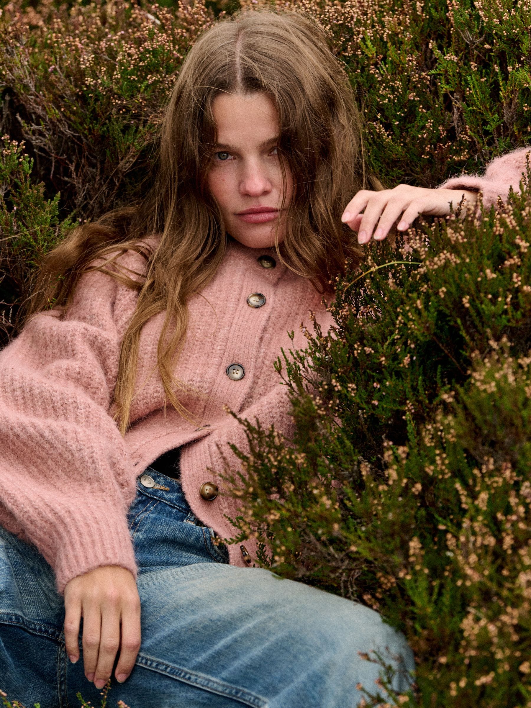 The Set 2 Pack Fluffy Crew Neck Cardigan - Cream / Baby Pink - Regular - Location Worn