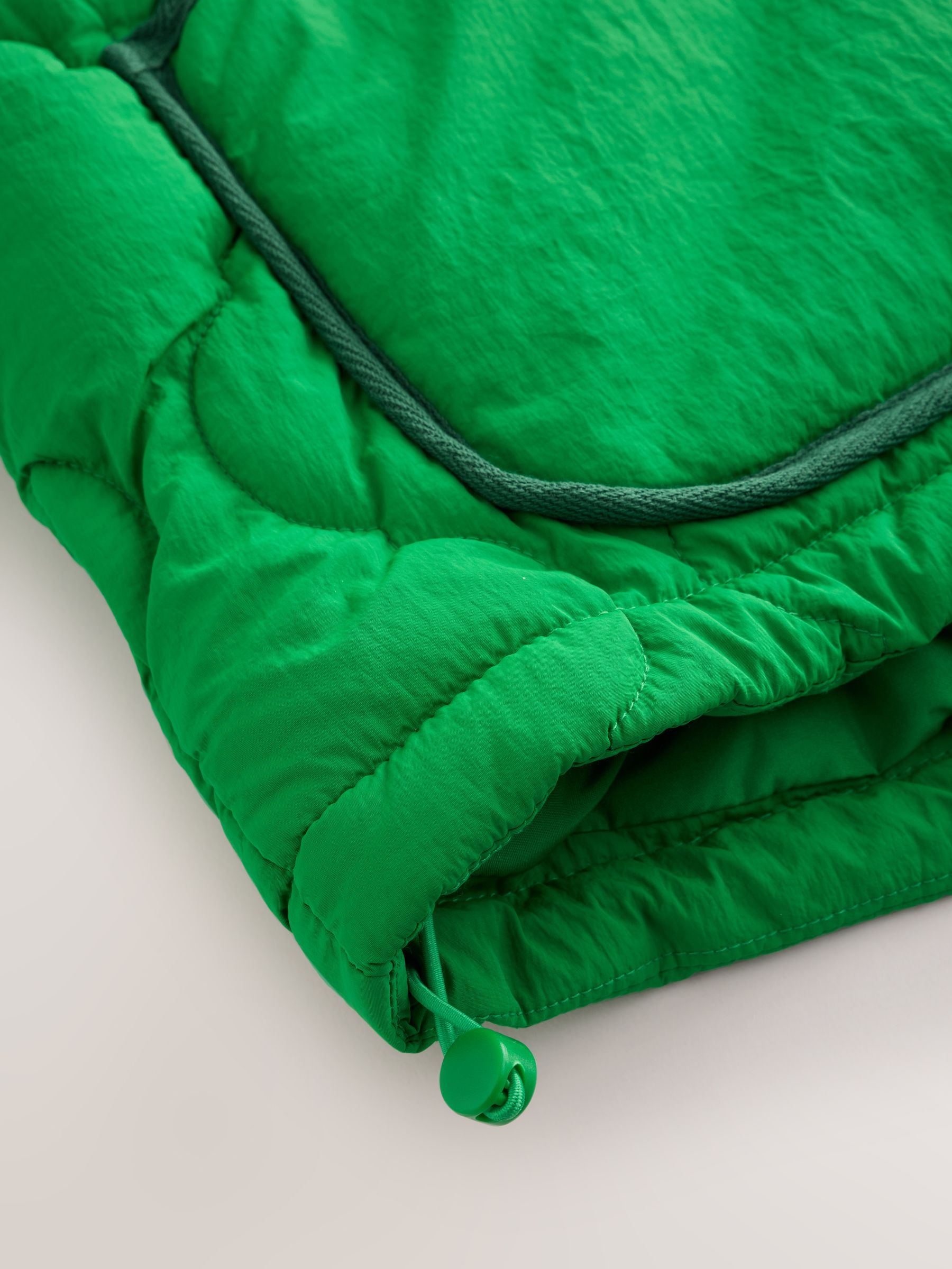 Shower Resistant Lightweight Quilted Jacket - Green - Regular - SIP Still Life