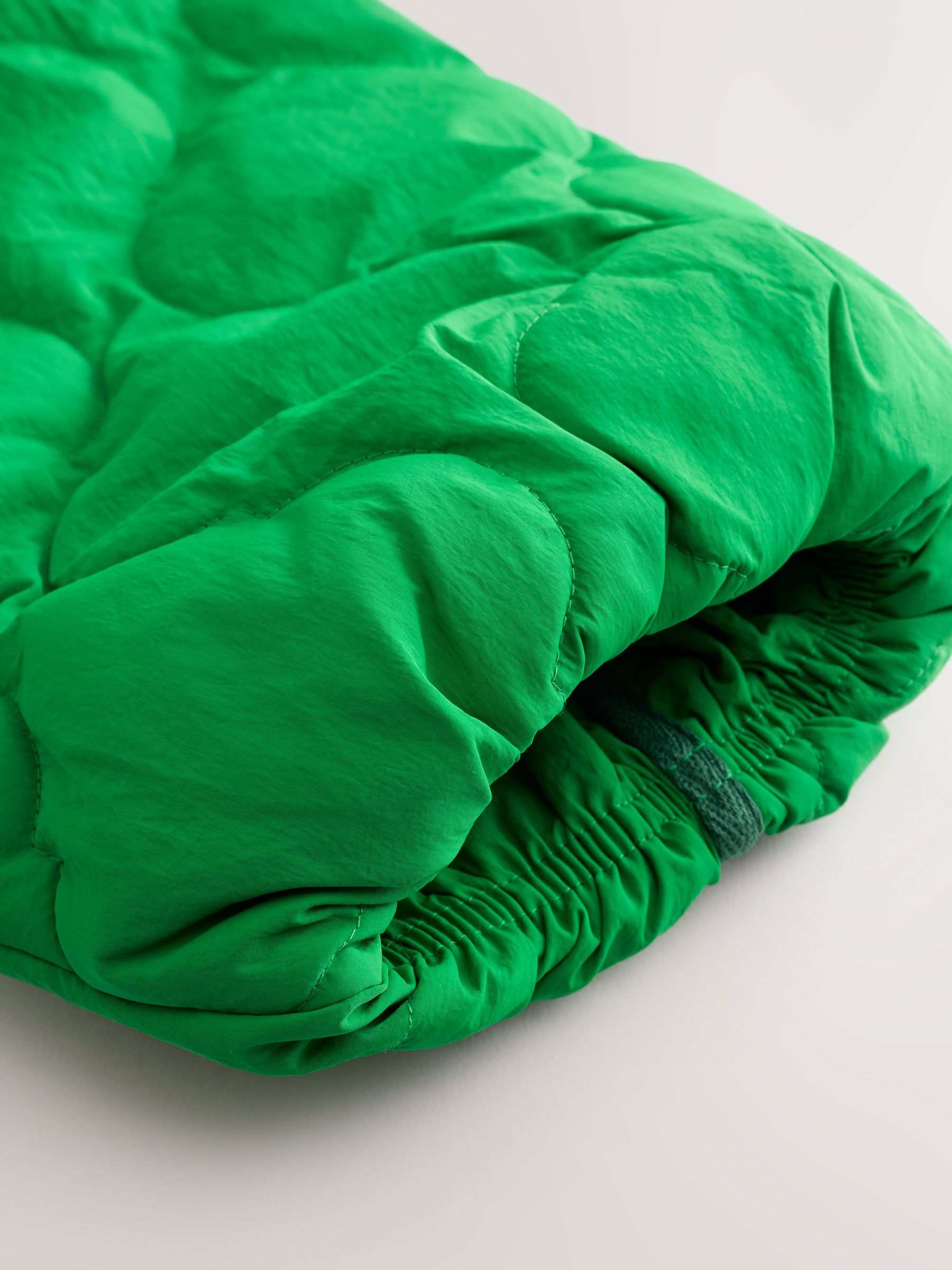 Shower Resistant Lightweight Quilted Jacket - Green - Regular - SIP Still Life