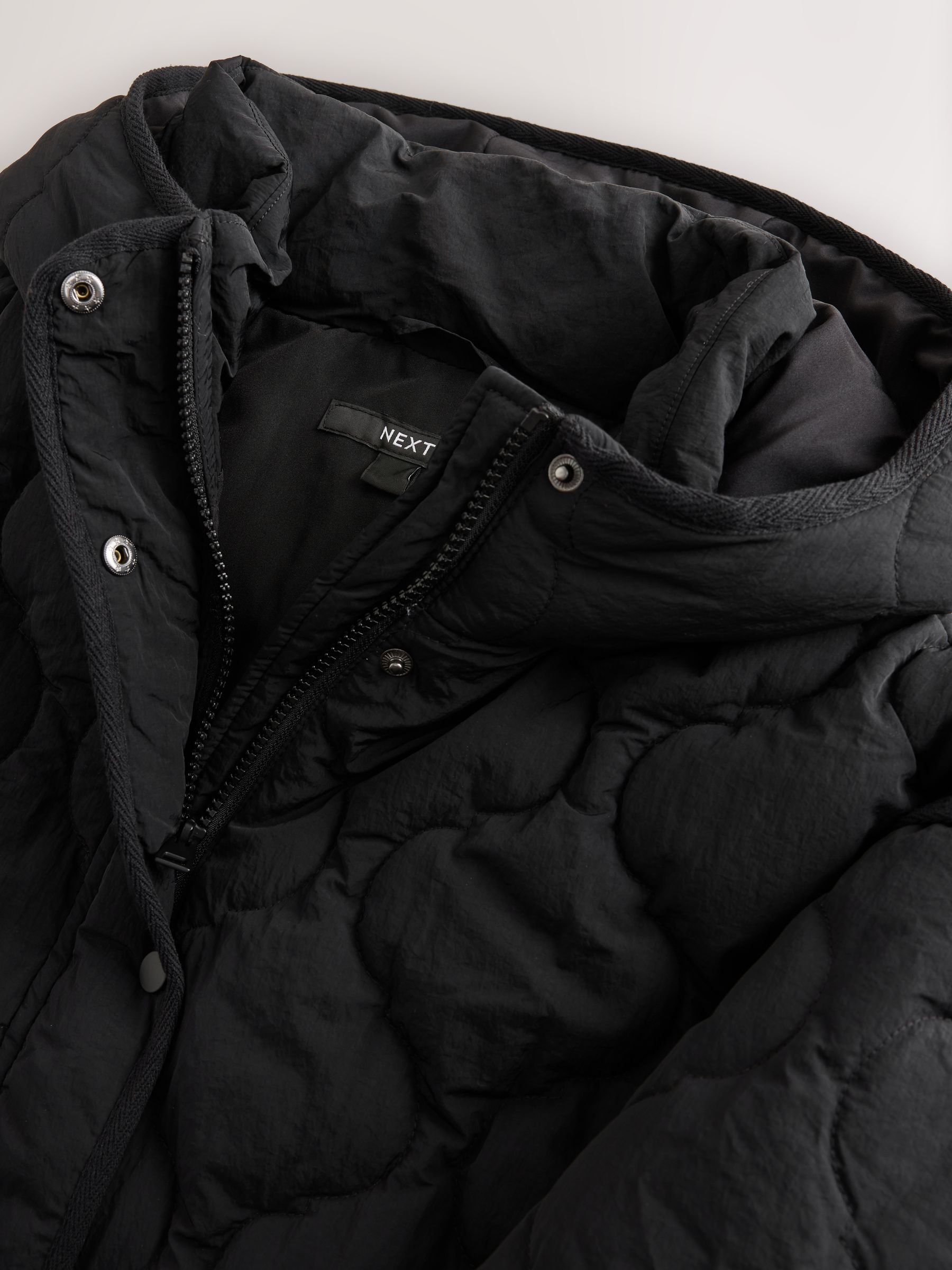Shower Resistant Lightweight Quilted Jacket - Black - Regular - SIP Still Life