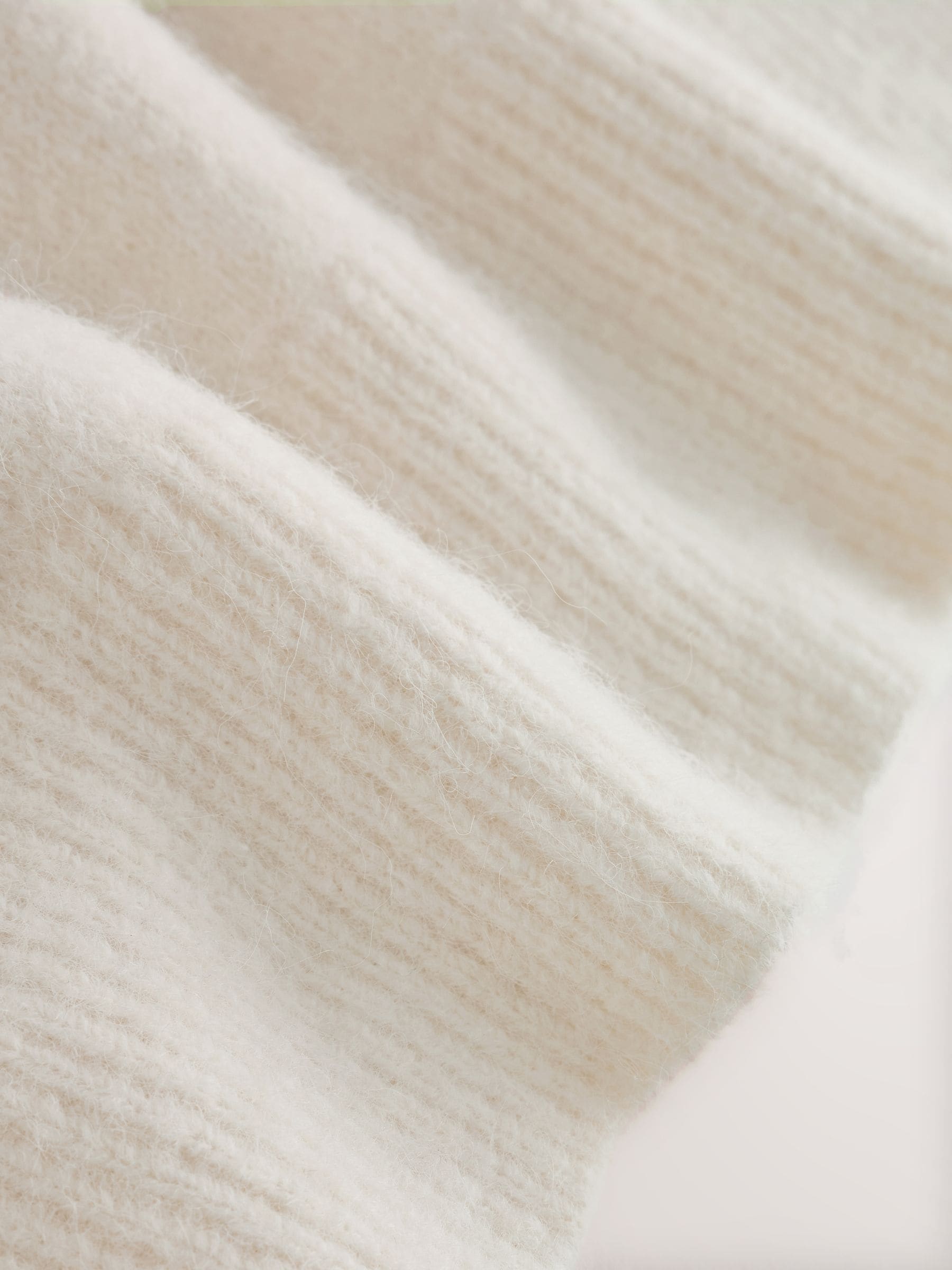 Long Sleeve Crew Neck Knitted Jumper With Wool - Ecru - Regular - SIP Still Life