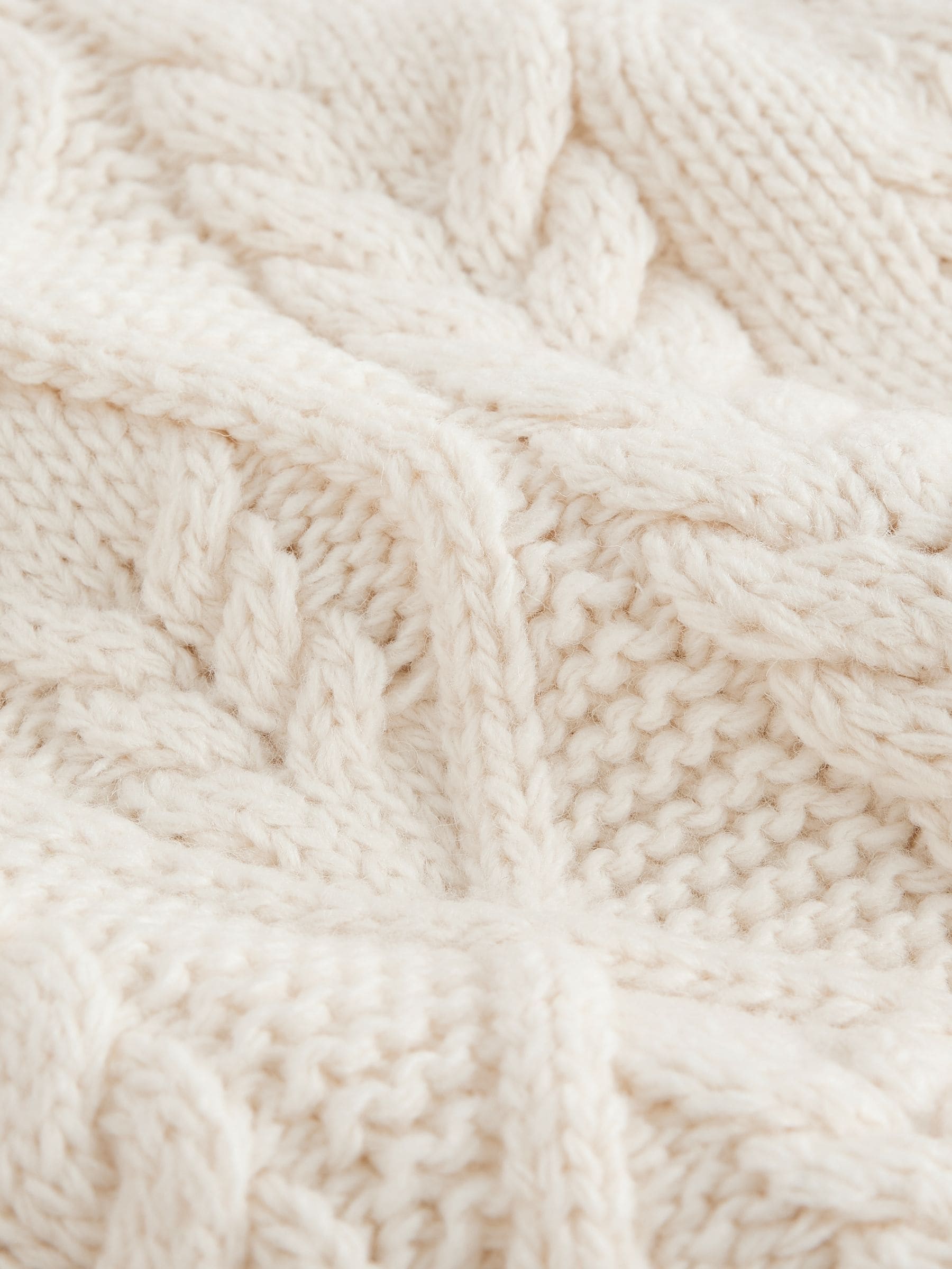Cable Knit Long Sleeve Crew Neck Jumper - Ecru - Regular - SIP Still Life