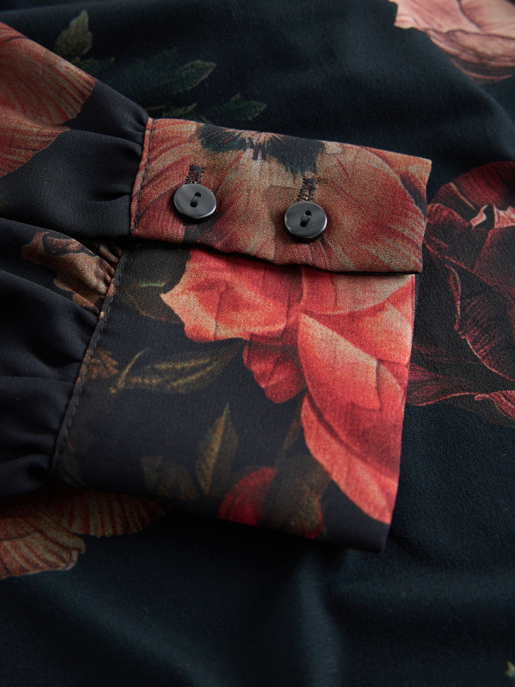 Long Sleeve V-Neck Cuff Top - Black/Red Floral Print - Regular - SIP Still Life