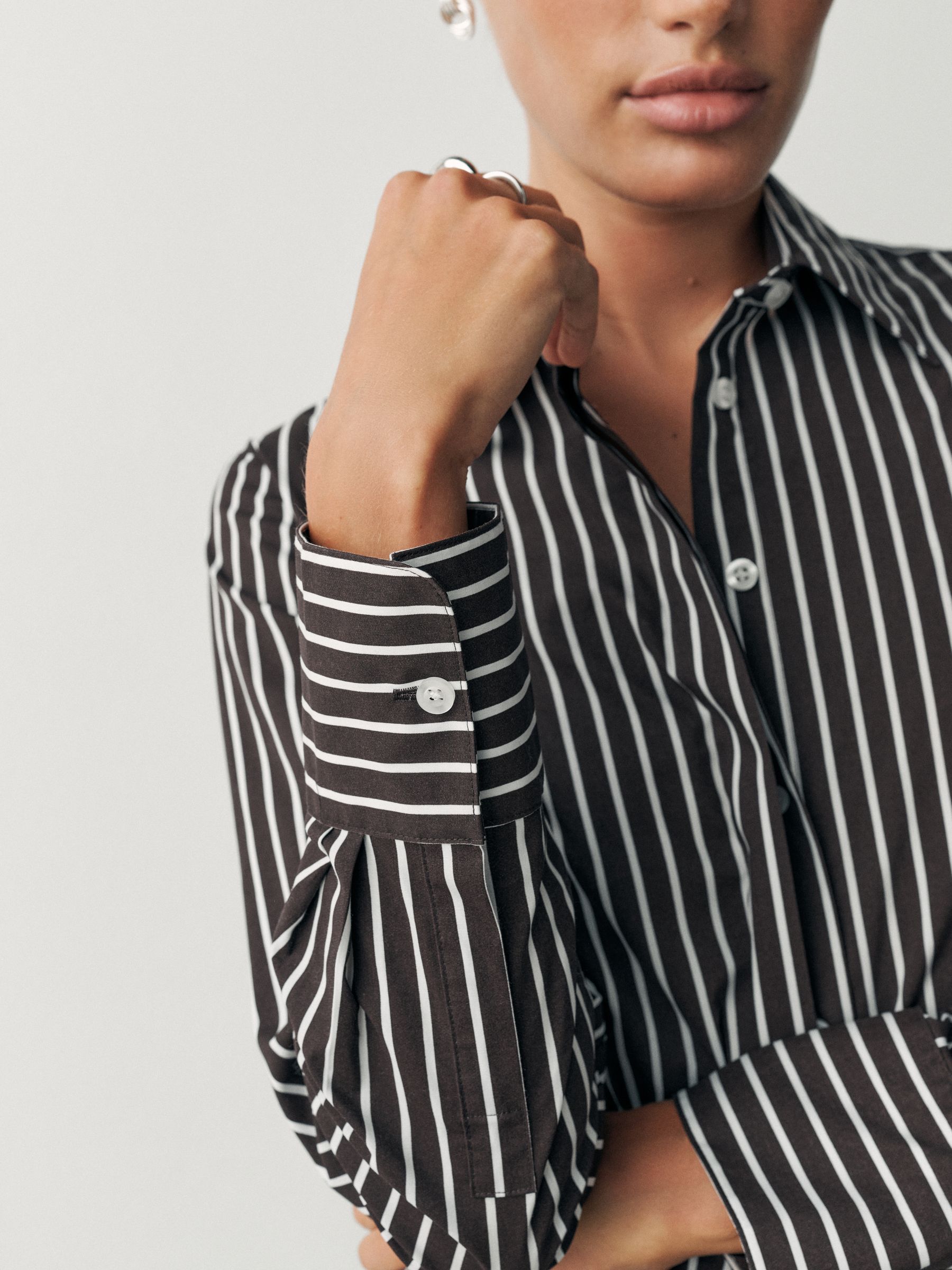 Fitted Stretch Essential Long Sleeve Shirt - Chocolate Brown Stripe - Regular - SIP Worn