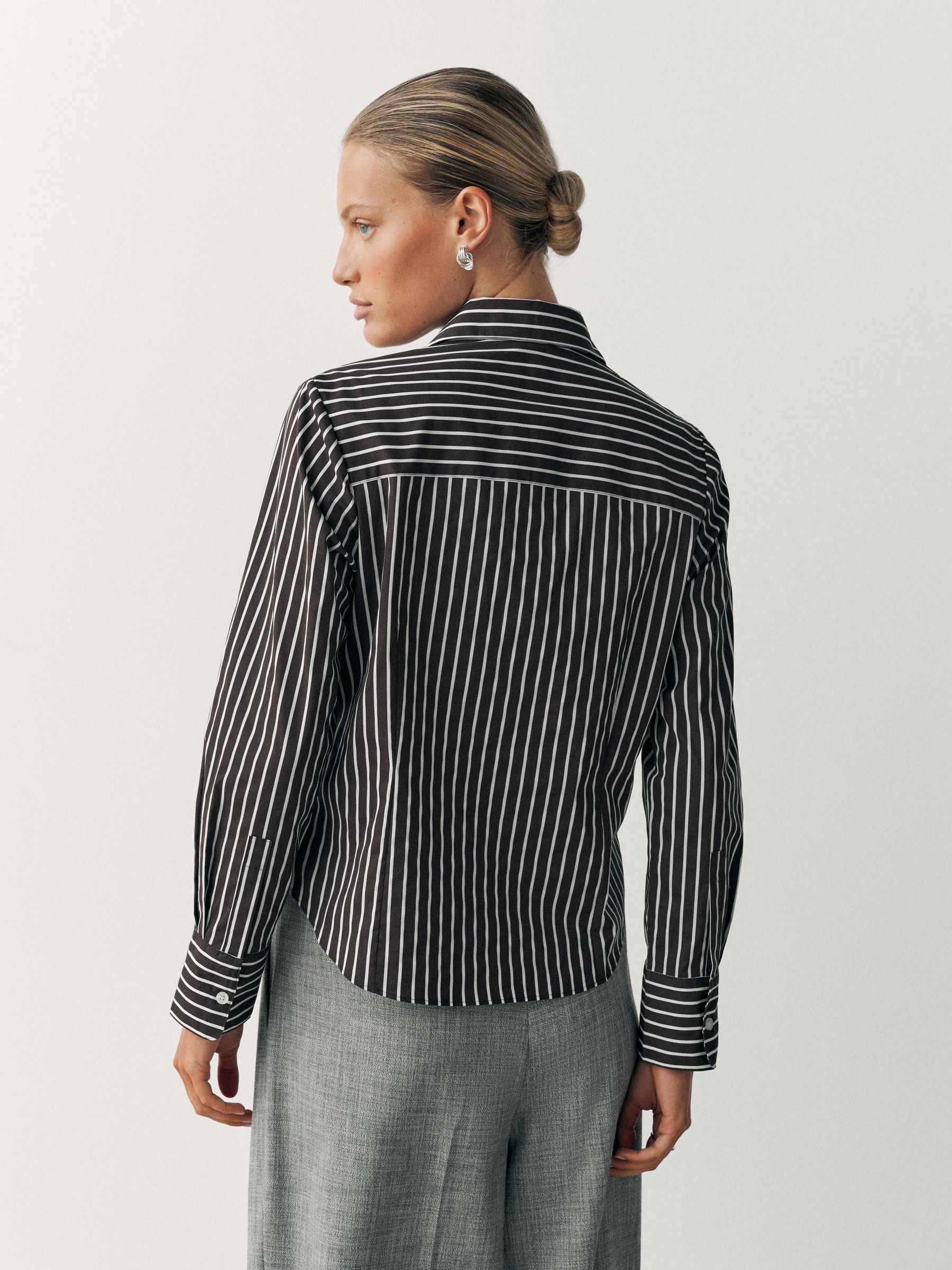 Fitted Stretch Essential Long Sleeve Shirt - Chocolate Brown Stripe - Regular - SIP Worn