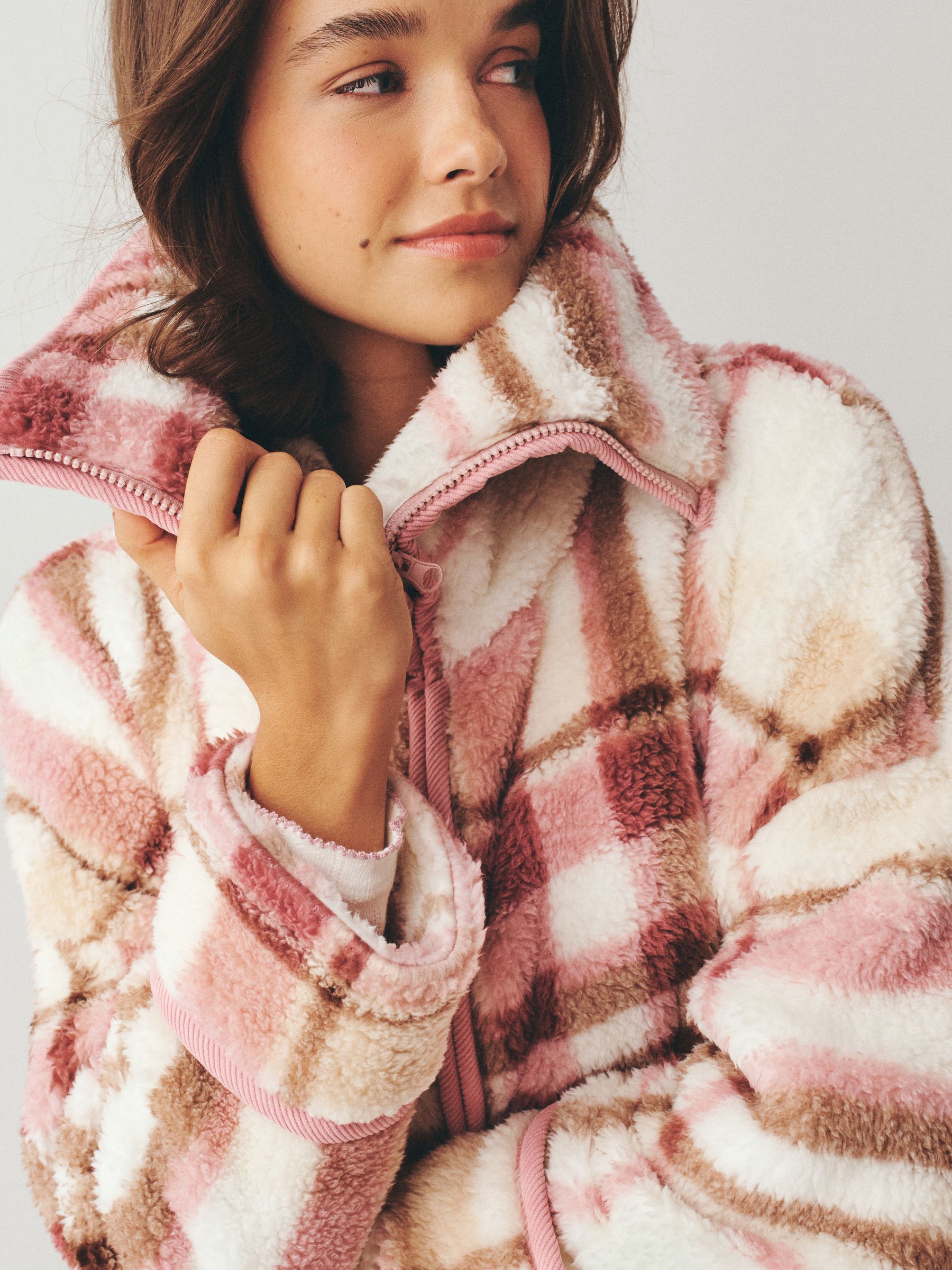 Full Zip Teddy Robe - Pink Check - Regular - SIP Worn