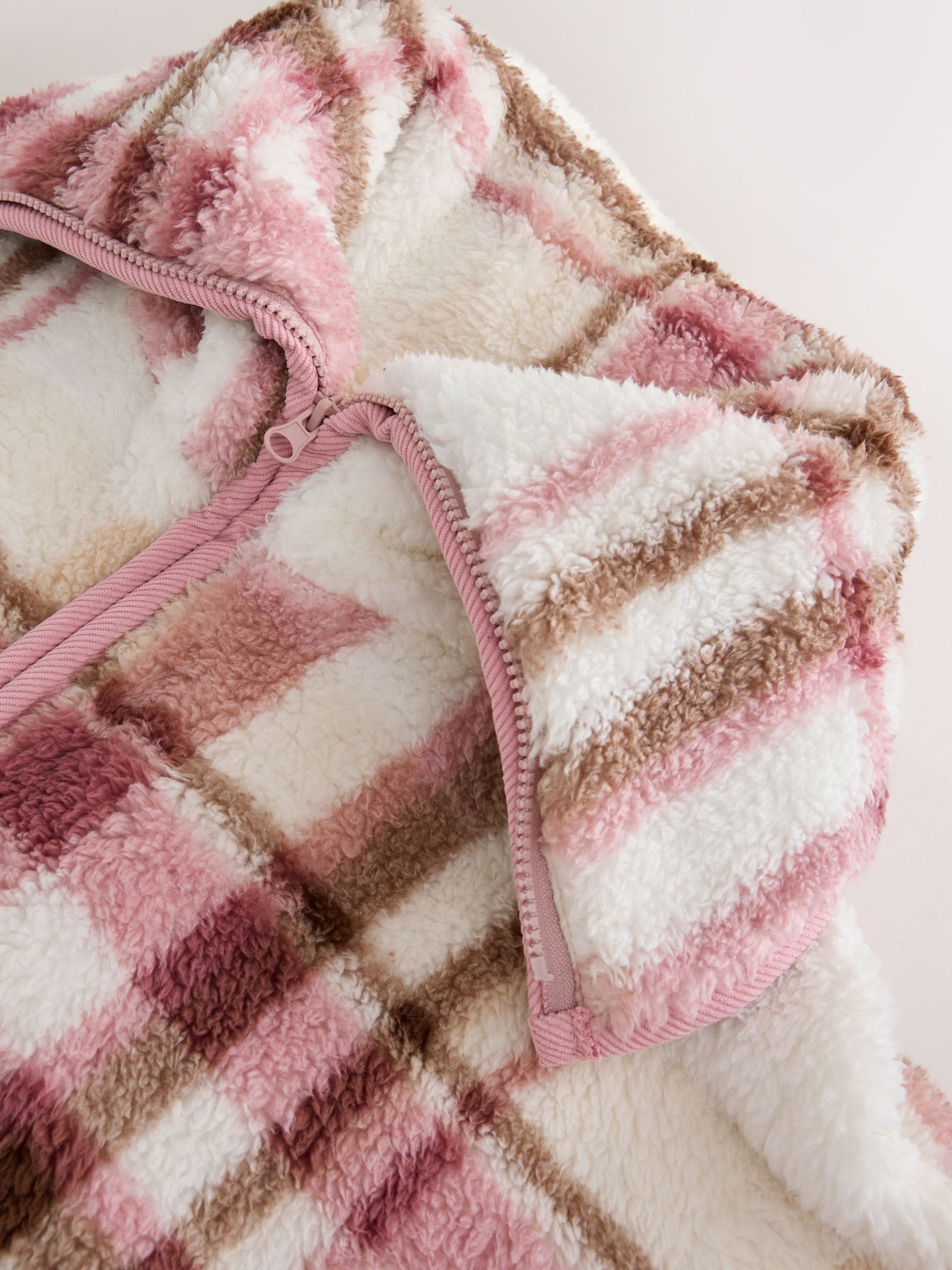 Full Zip Teddy Robe - Pink Check - Regular - SIP Still Life