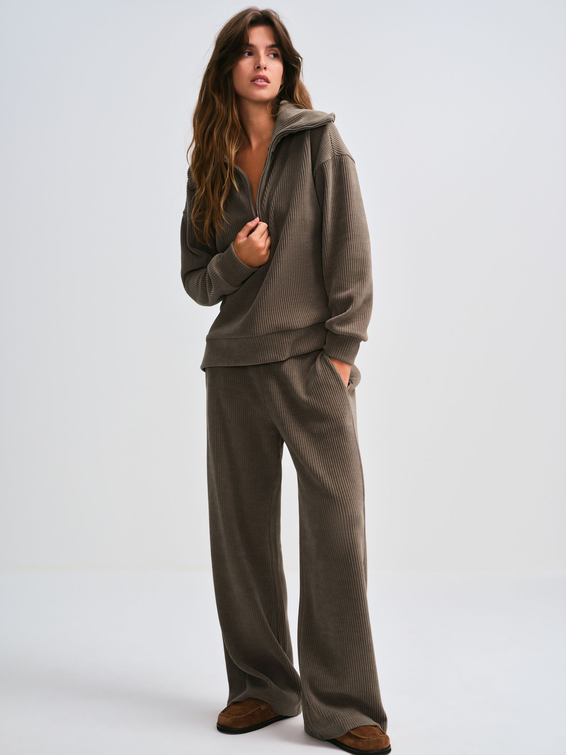 The Set 2 Pack Premium Half Zip Funnel Neck Lounge Sweaters - Taupe/Pink - Regular - SIP Worn