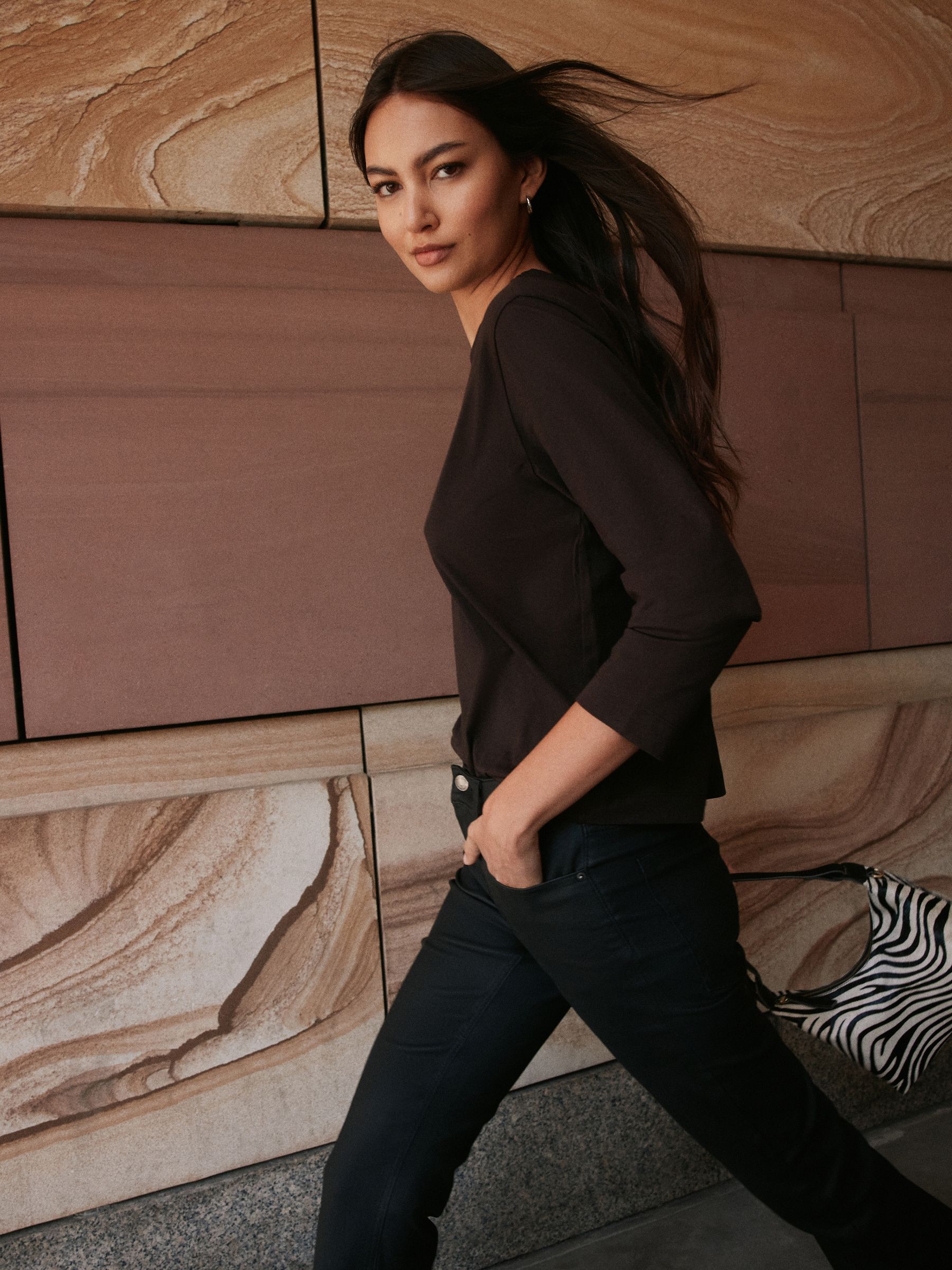 Long Sleeve Crew Neck T-Shirt - Chocolate Brown - Regular - Location Worn