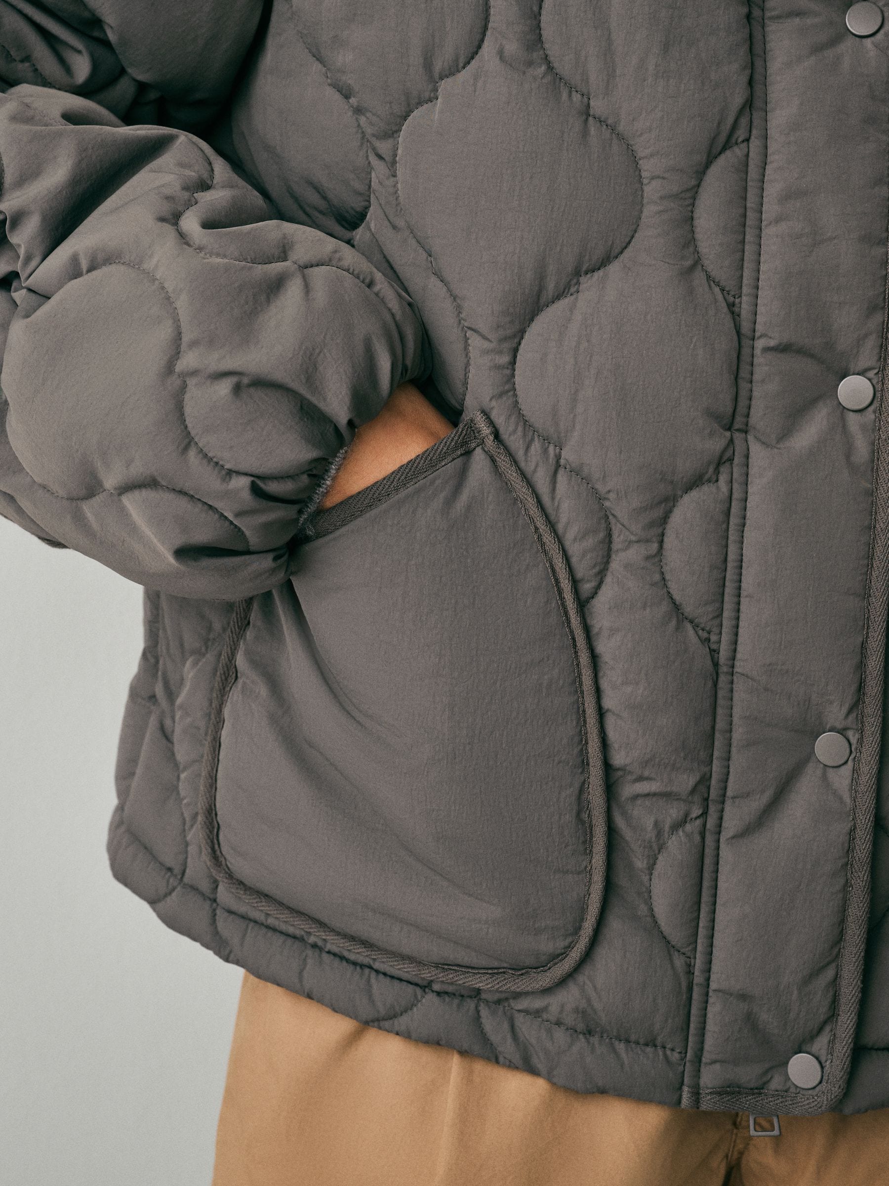 Shower Resistant Lightweight Quilted Jacket - Grey - Regular - SIP Worn