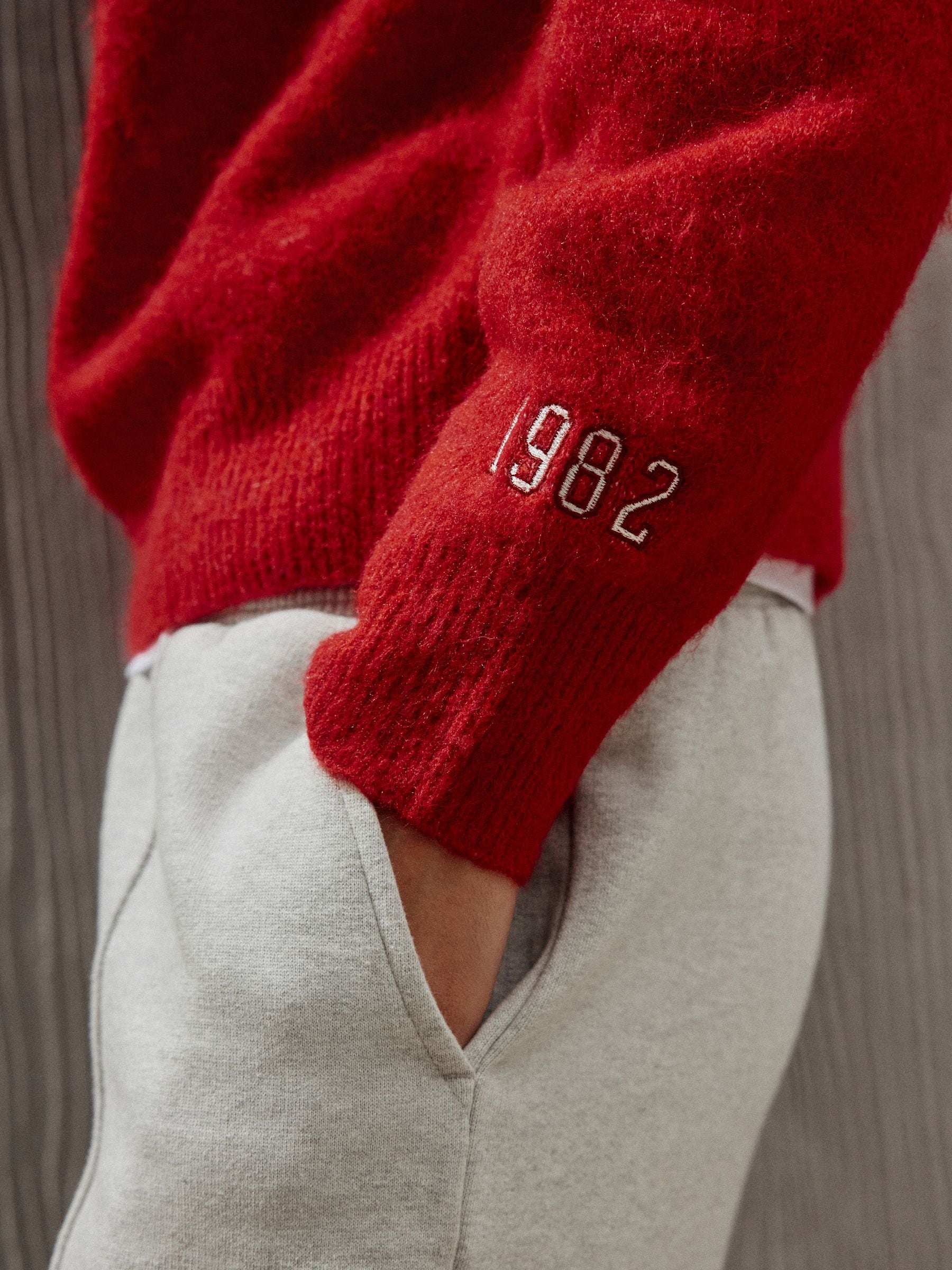 Long Sleeve Crew Neck Knitted Jumper With Wool - Red Collegiate Graphic - Regular - Location Worn