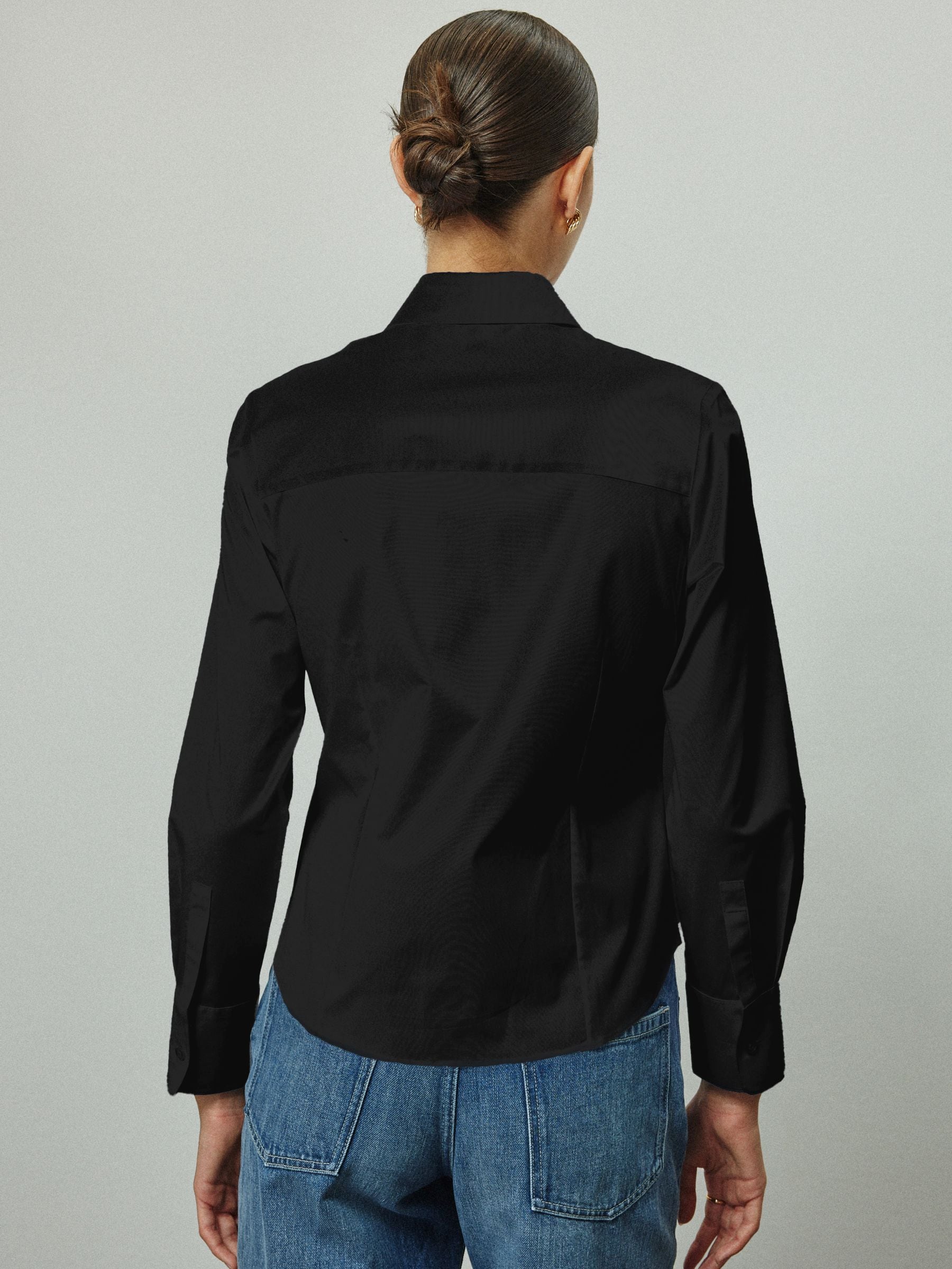 Fitted Stretch Essential Long Sleeve Shirt - Black - Regular - Location Worn