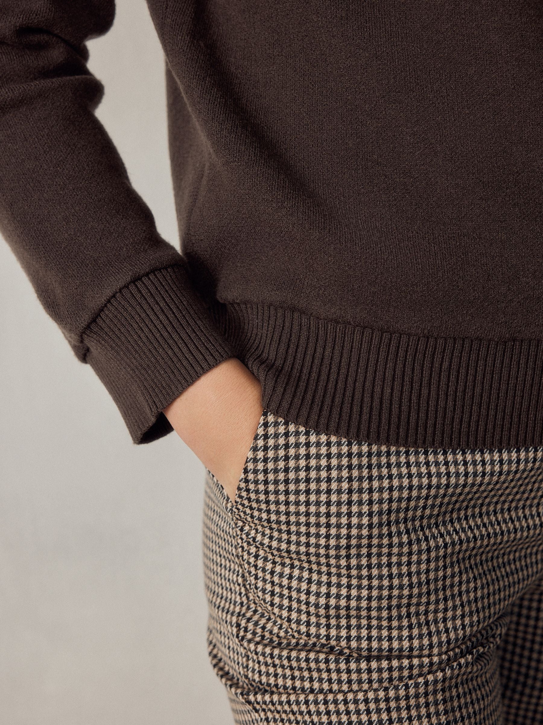 Long Sleeve Crew Neck Cosy Knit Jumper - Chocolate Brown - Regular - Location Worn