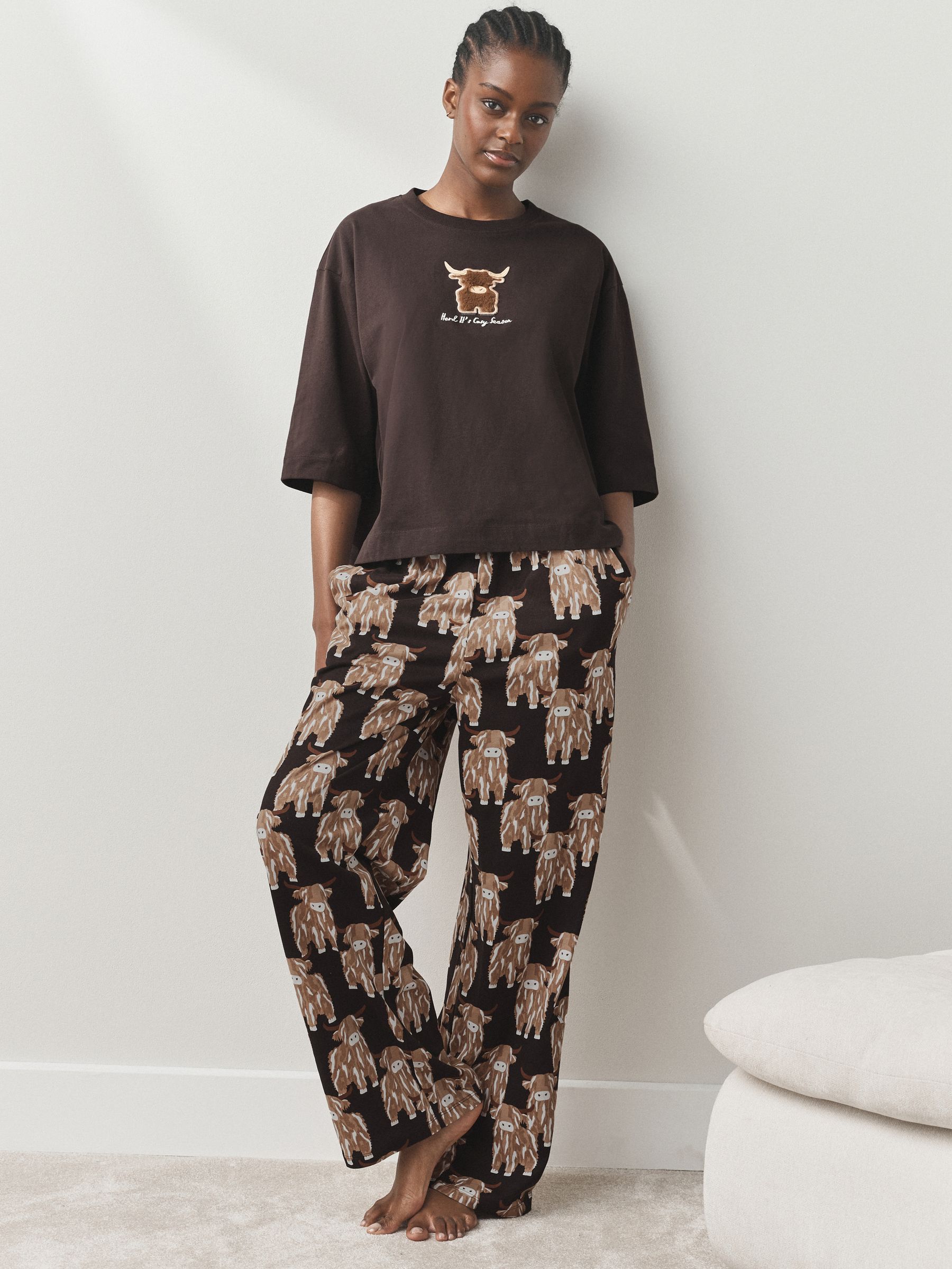 Short Sleeve Pyjamas - Chocolate Brown Hamish The Highland Cow - Regular - SIP Worn