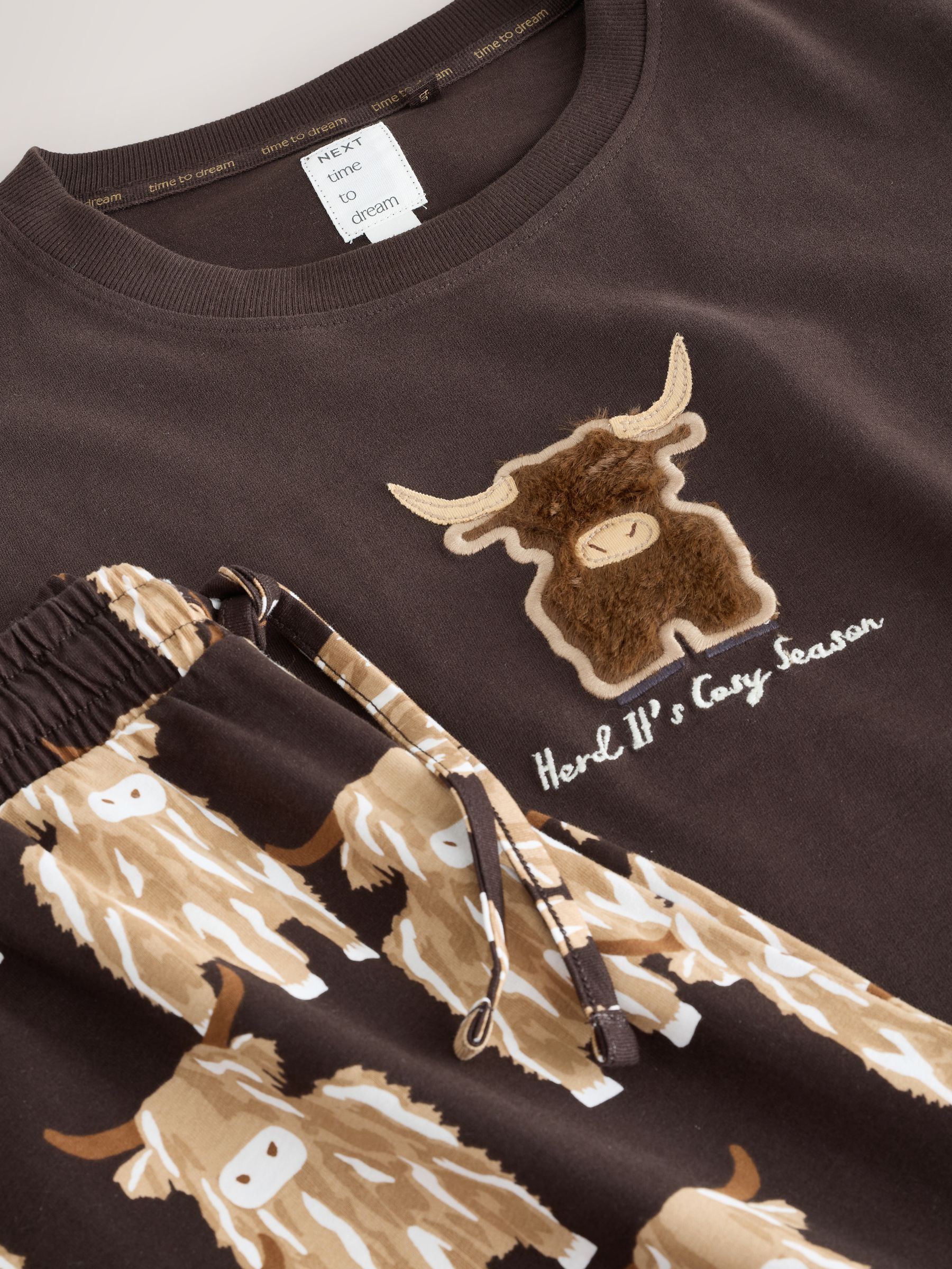 Short Sleeve Pyjamas - Chocolate Brown Hamish The Highland Cow - Regular - SIP Still Life