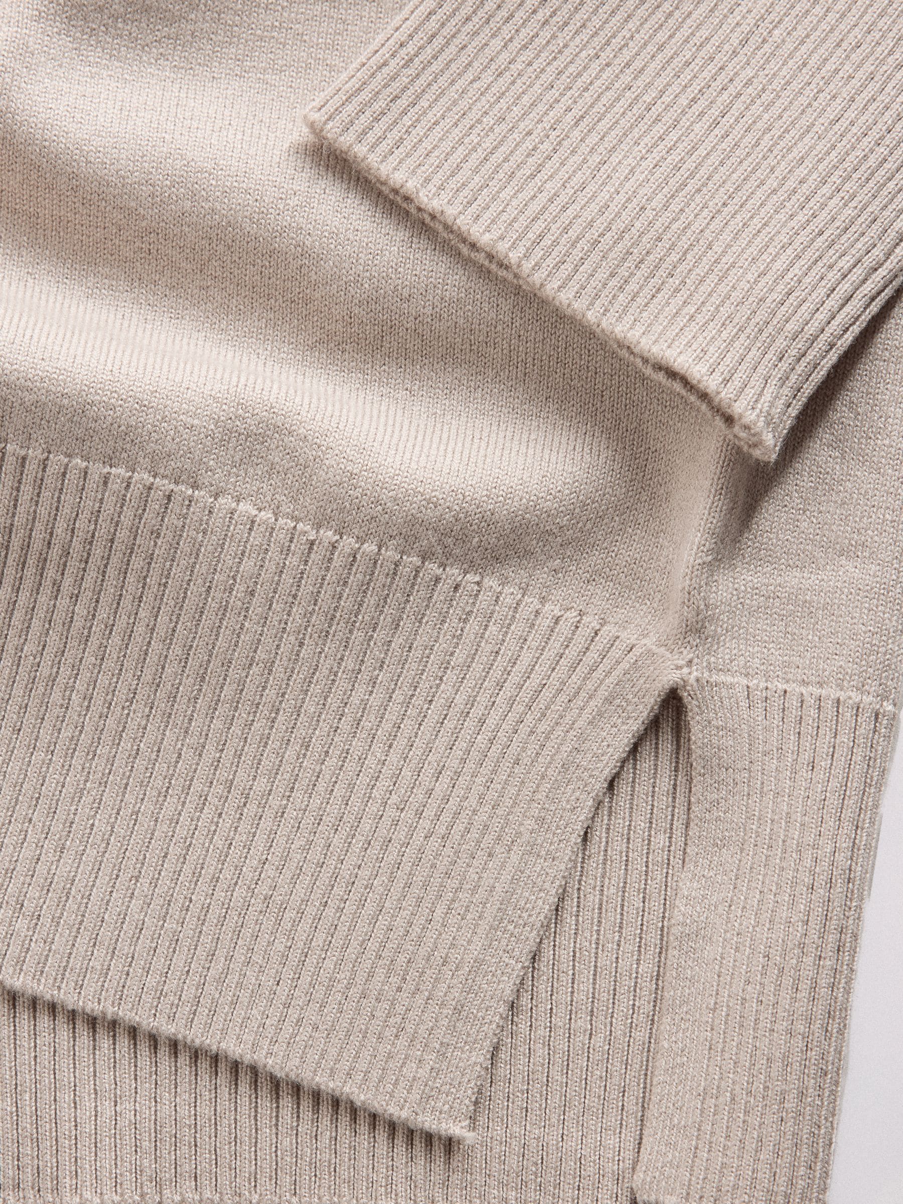 The Set Fine Knitted V-Neck Jumpers - Chocolate Brown/Taupe Brown/Cream - 3 Pack - SIP Still Life