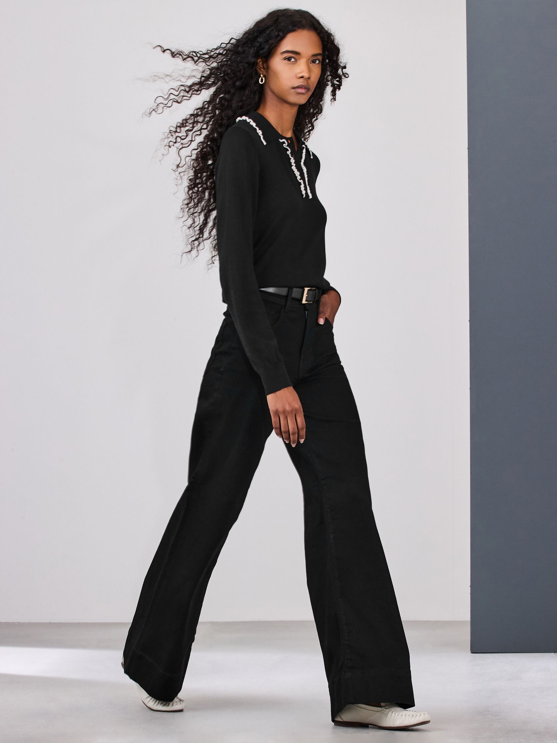 High Rise Stretch Wide Leg Jeans - Black - Regular - Location Worn