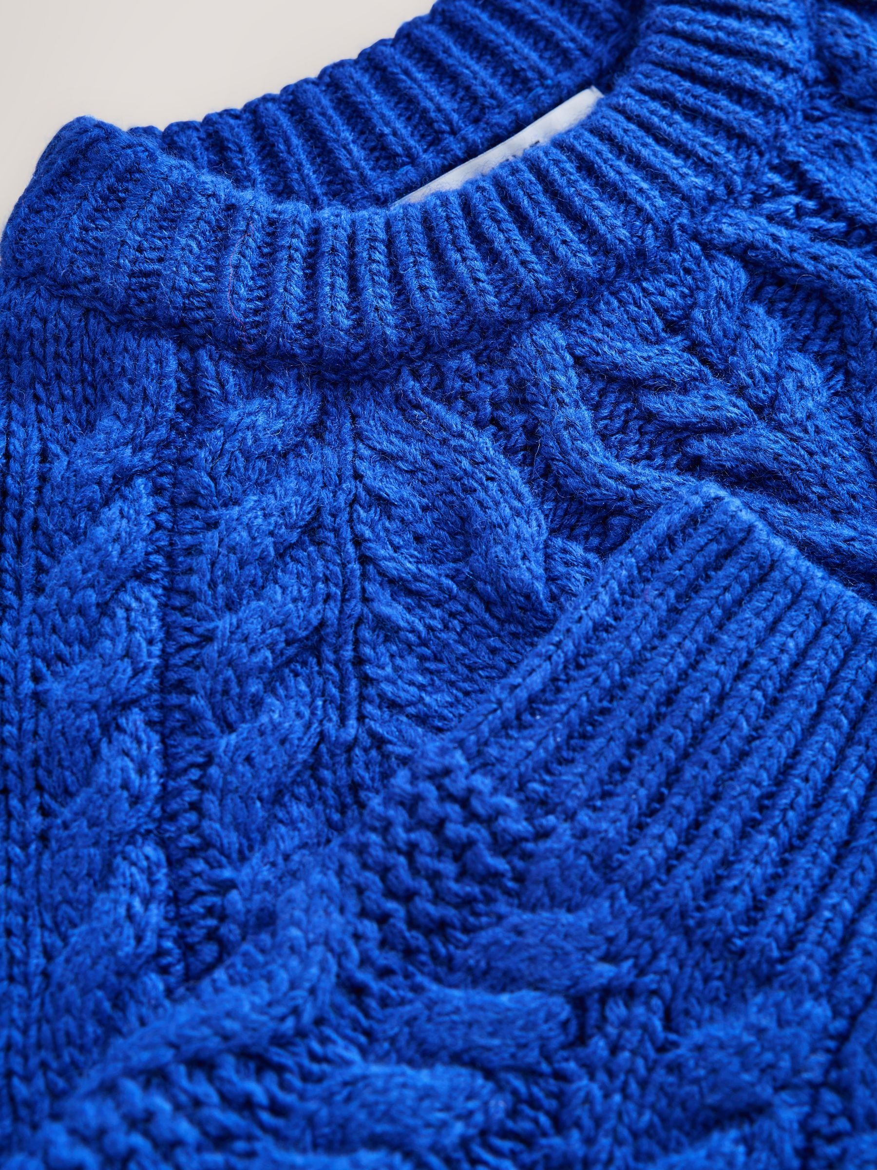 Cable Knit Long Sleeve Crew Neck Jumper - Cobalt Blue - Regular - SIP Still Life
