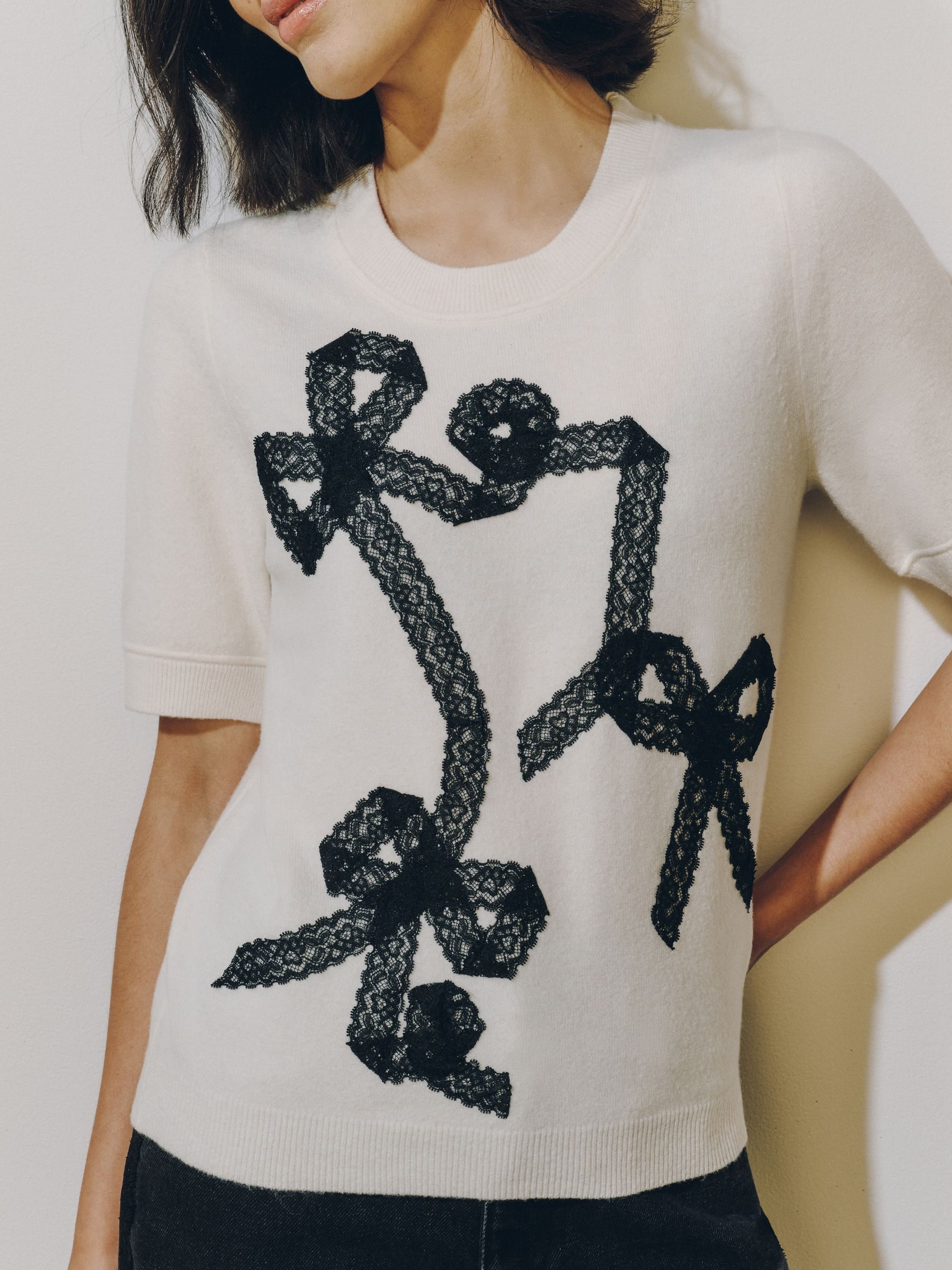 Supersoft Short Sleeve Knitted T-Shirt - Ecru Lace Bow - Regular - SIP Worn
