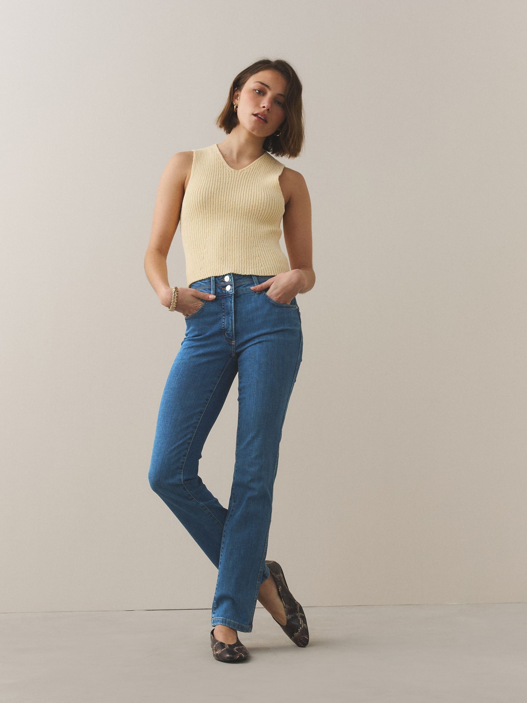 Lift Slim and Shape Jeans - Blue - Regular - SIP Worn