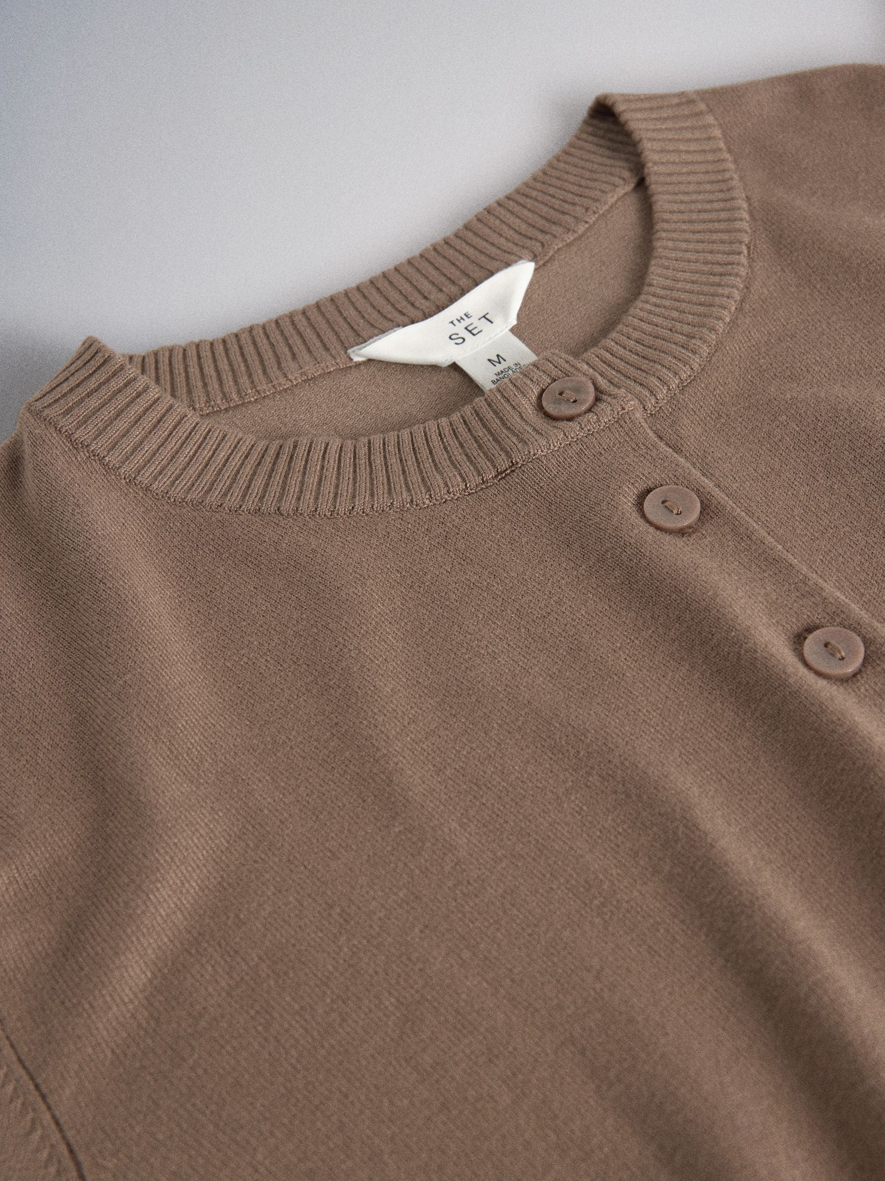 The Set Fine Knitted Crew Neck Jumpers - Cinder Brown/Black - 2 Pack - SIP Still Life