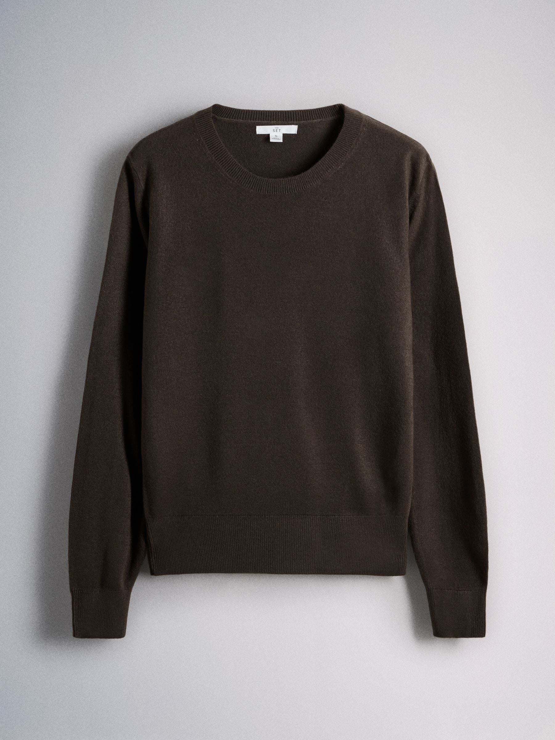 The Set 3 Pack Soft Knit Crew Neck Long Sleeve Jumpers - Cream/Light Brown/Chocolate Brown - Regular - SIP Still Life