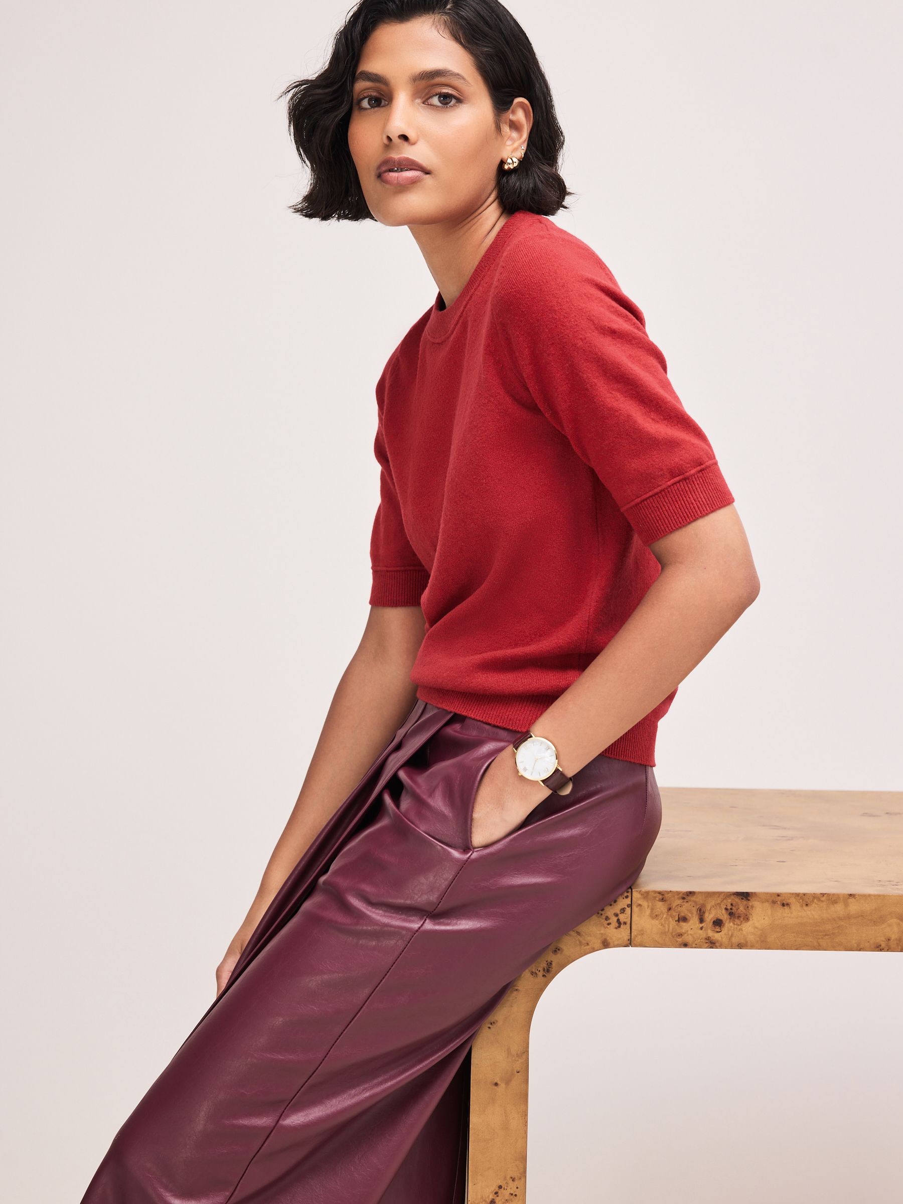 Supersoft Short Sleeve Knitted T-Shirt - Red - Regular - Location Worn