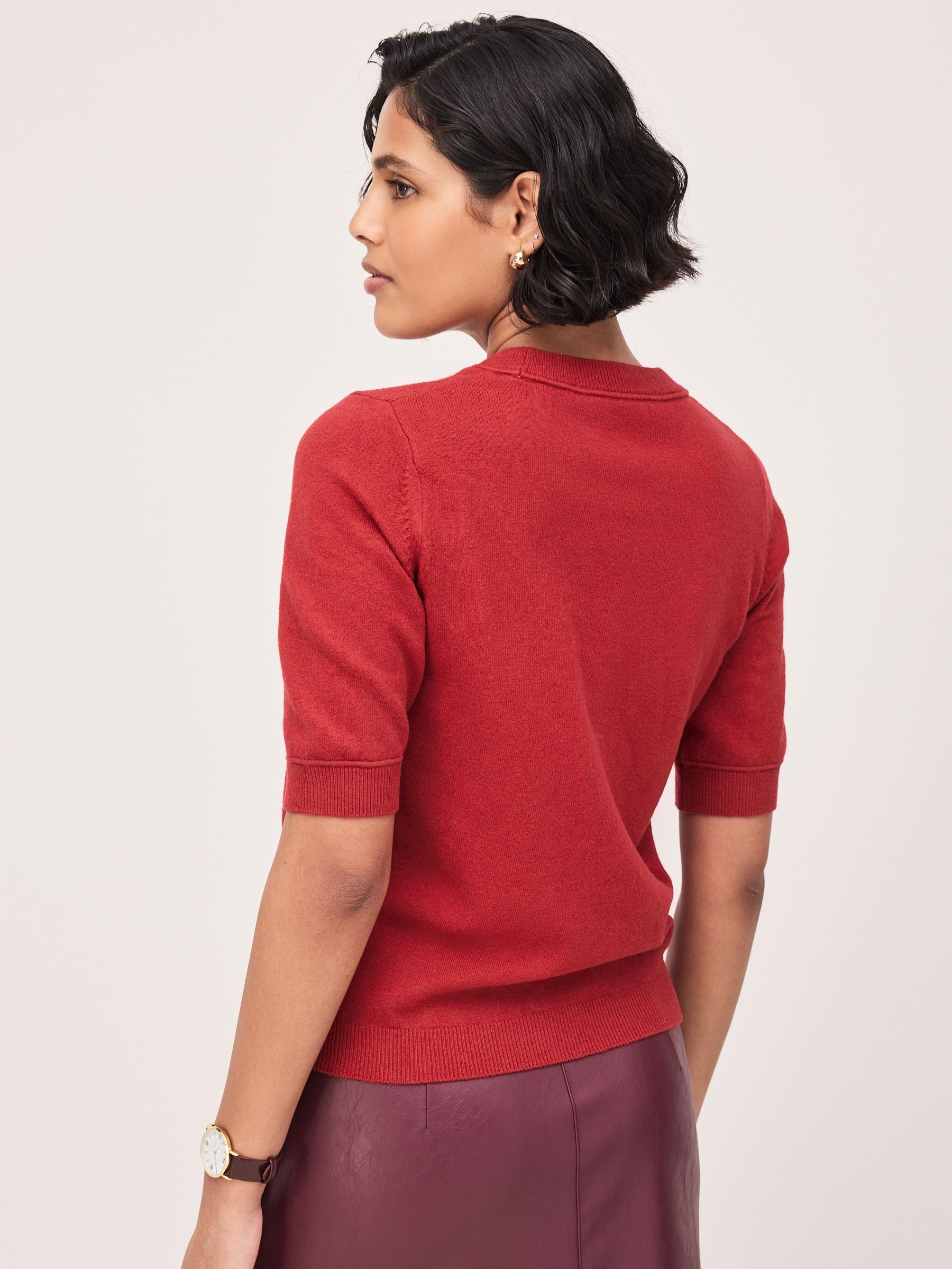 Supersoft Short Sleeve Knitted T-Shirt - Red - Regular - Location Worn