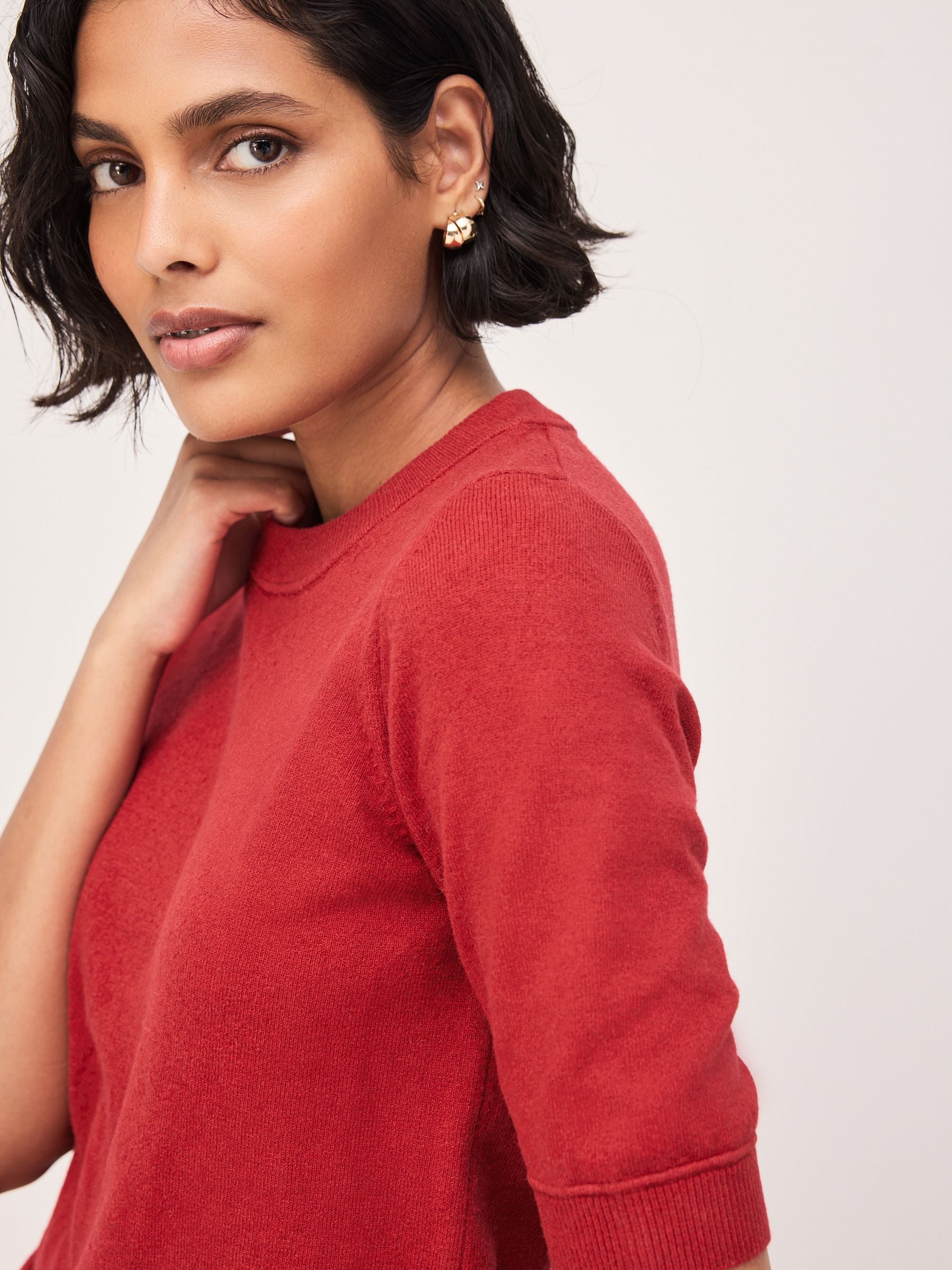 Supersoft Short Sleeve Knitted T-Shirt - Red - Regular - Location Worn