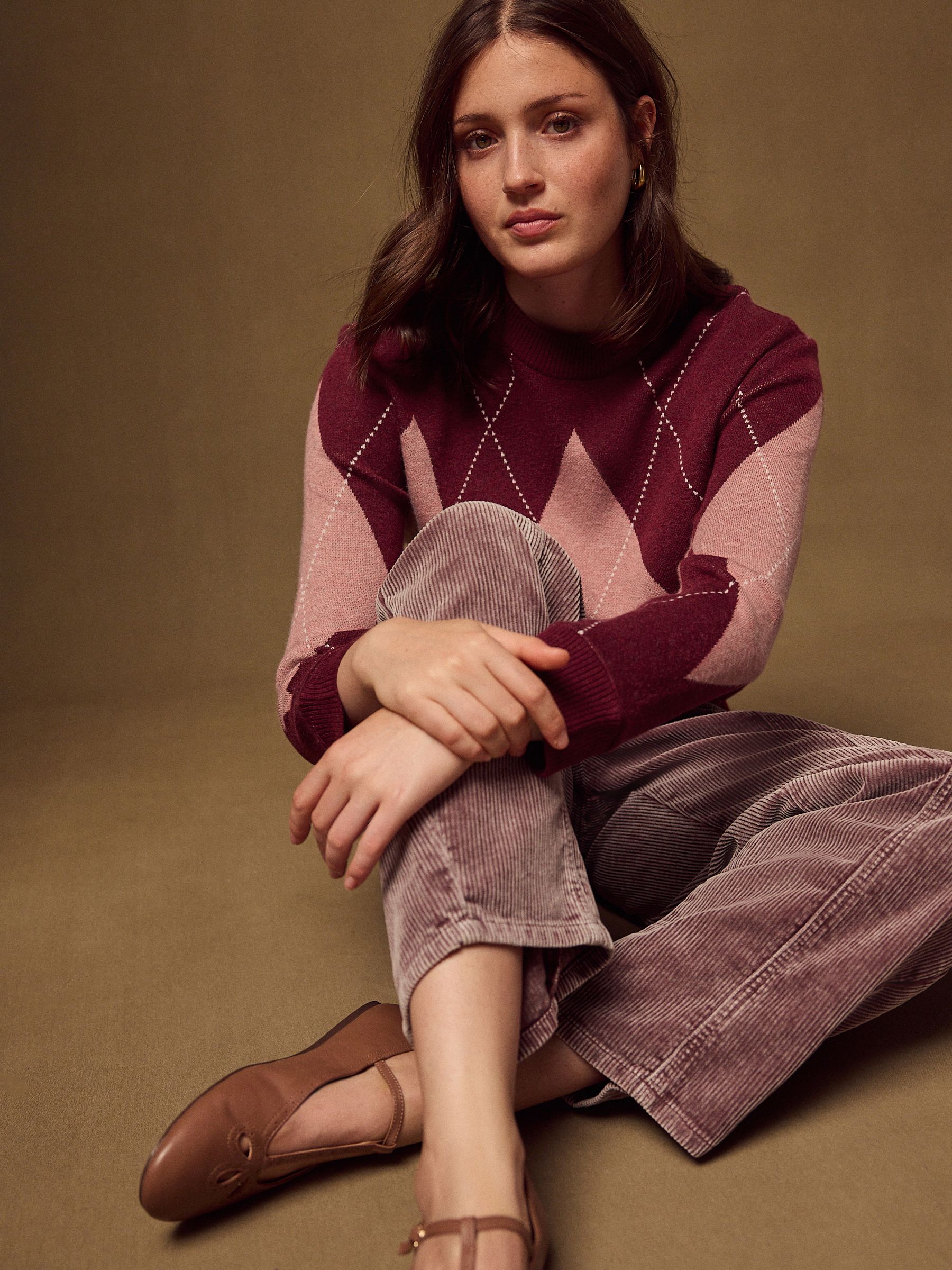 Long Sleeve Crew Neck Cosy Knit Jumper - Wine/Pink Argyle - Regular - Location Worn