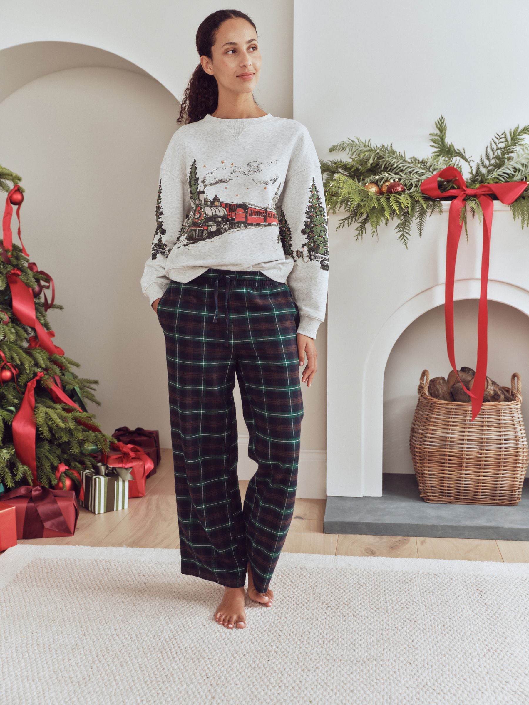 Matching Family Christmas Sweatshirt Flannel Pyjamas - Grey Santa Express - Regular - Location Worn