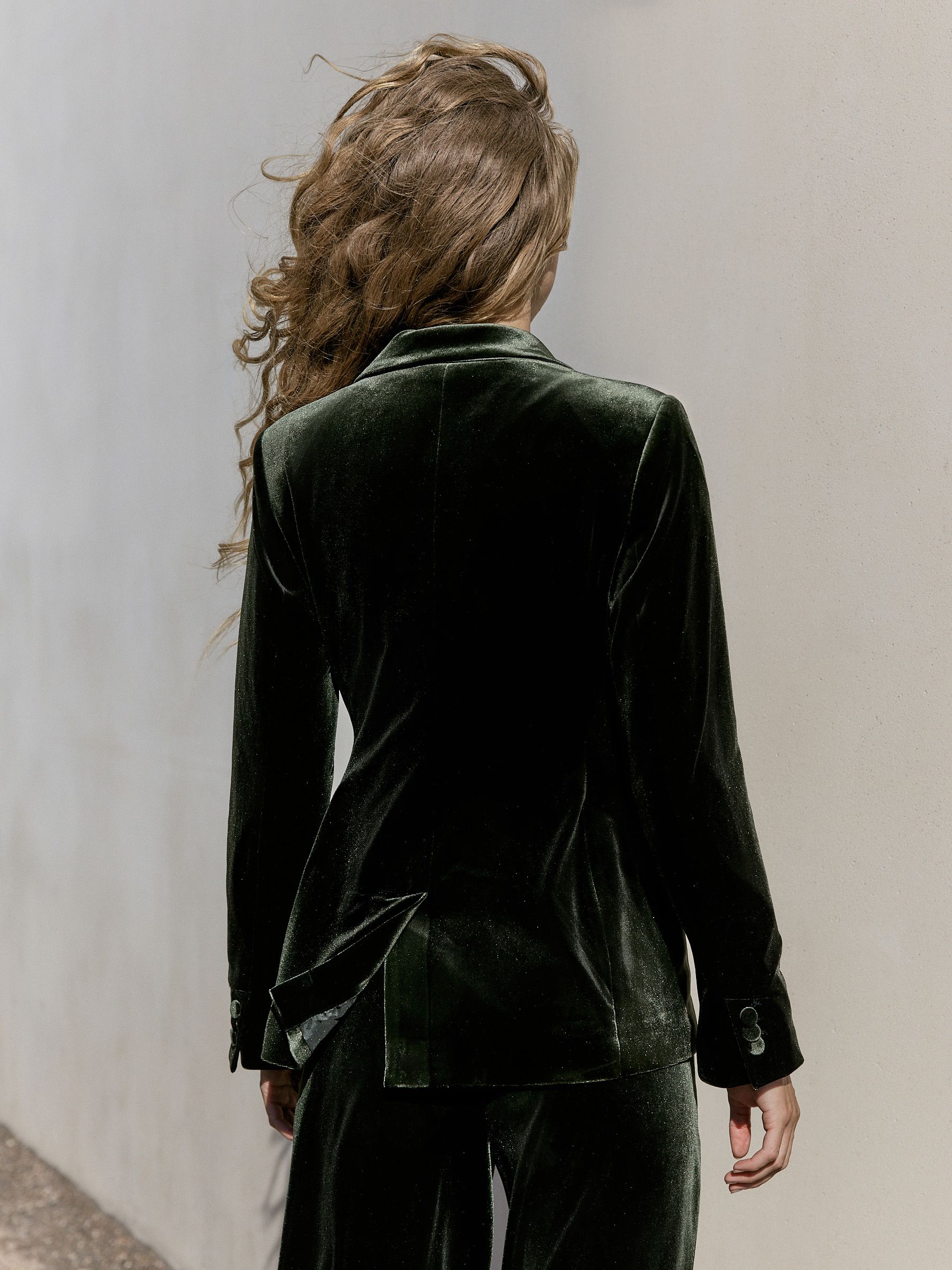 Velvet Single Breasted Blazer - Green - Regular - Location Worn