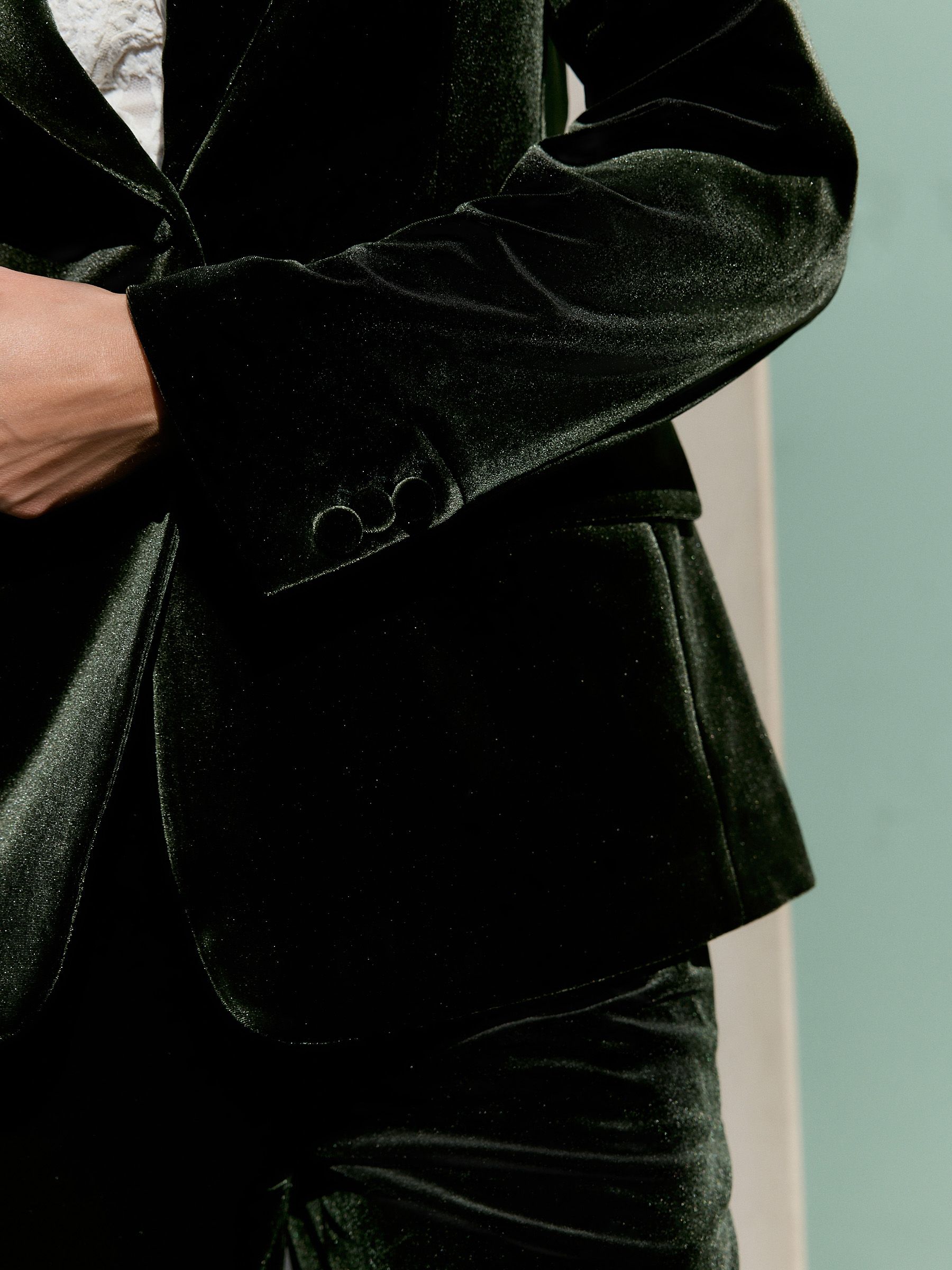 Velvet Single Breasted Blazer - Green - Regular - Location Worn