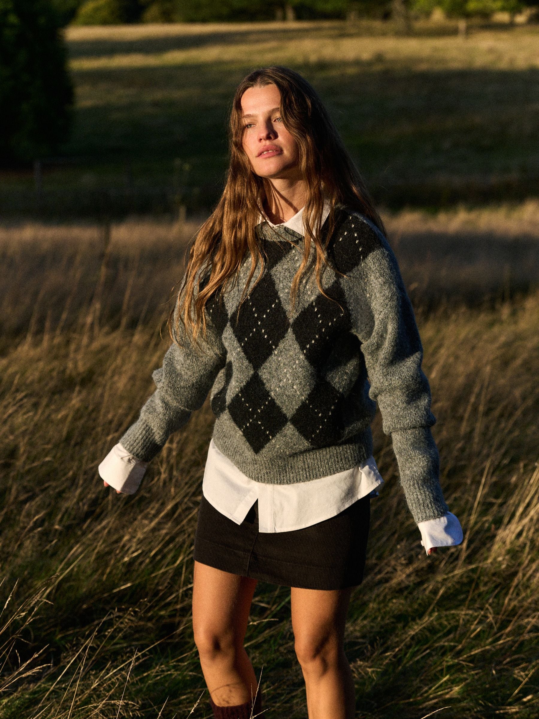 The Set Fluffy Crew Neck Jumper - Grey - Regular - Location Worn