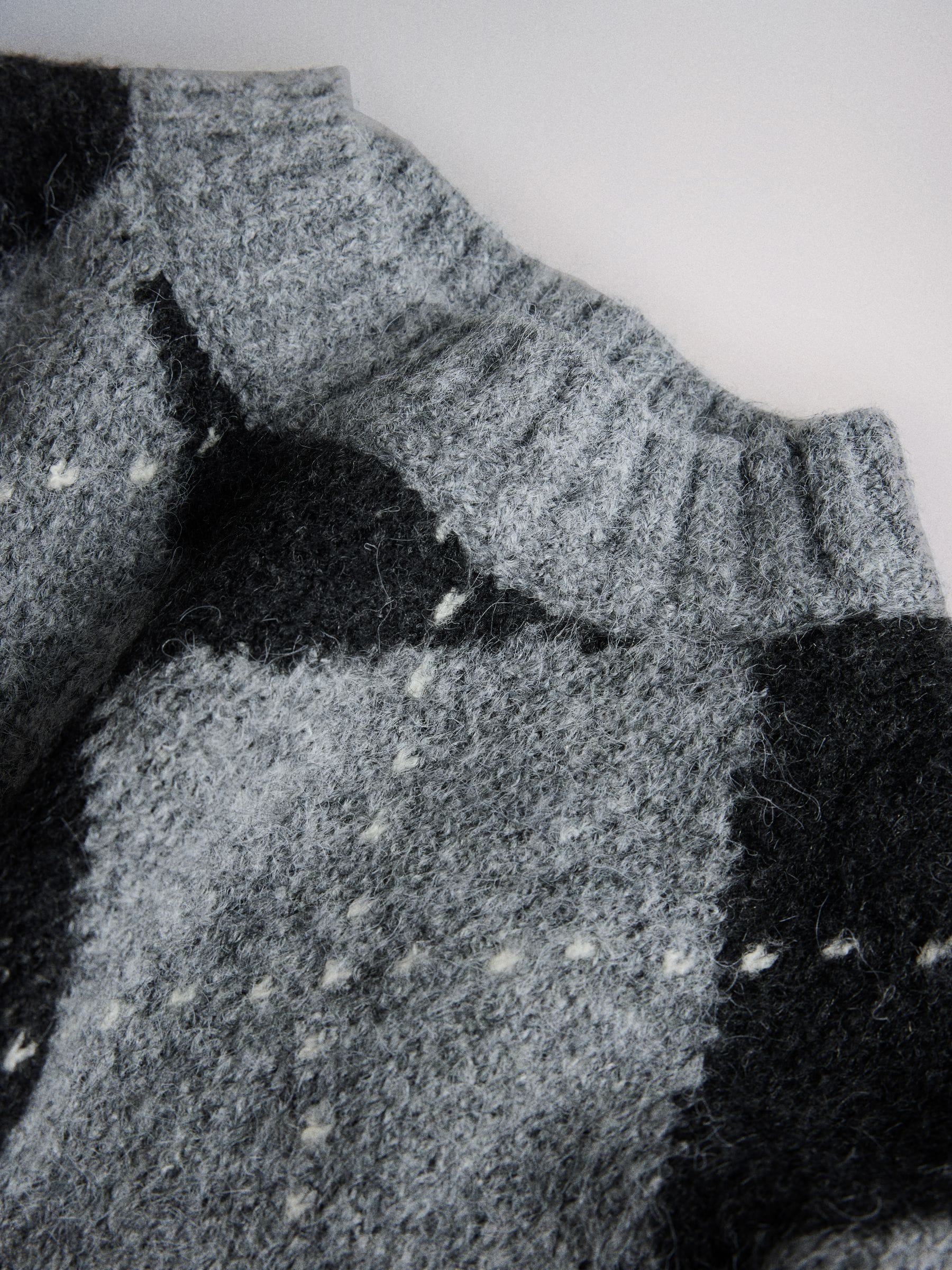 The Set Fluffy Crew Neck Jumper - Grey - Regular - SIP Still Life