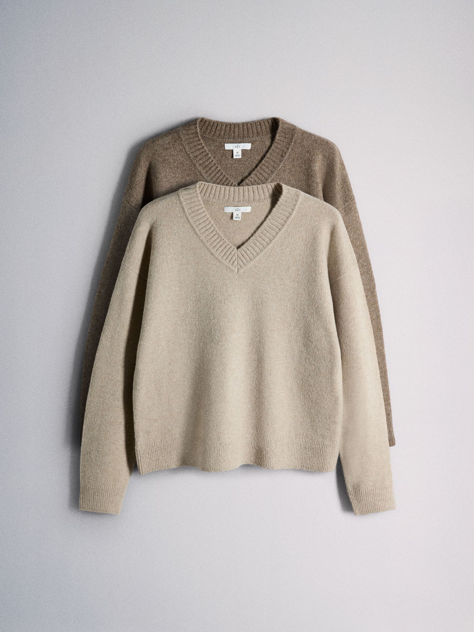 The Set 2 Pack V-Neck Jumpers With Wool - Mink Marl/Brown Silver Cloud - Regular - SIP Still Life