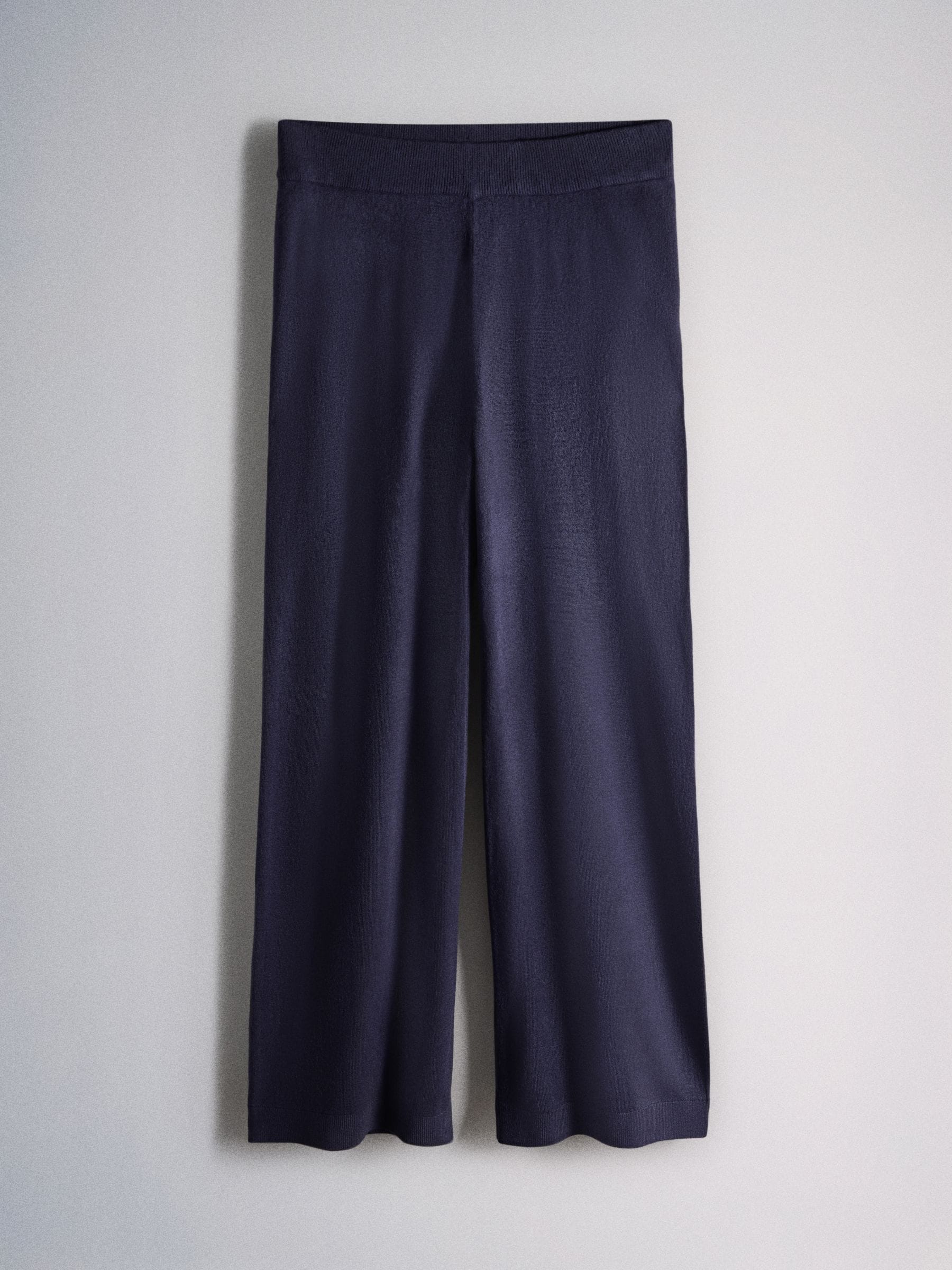 The Set Hoodies And Joggers Set - Navy Blue - Regular - SIP Still Life