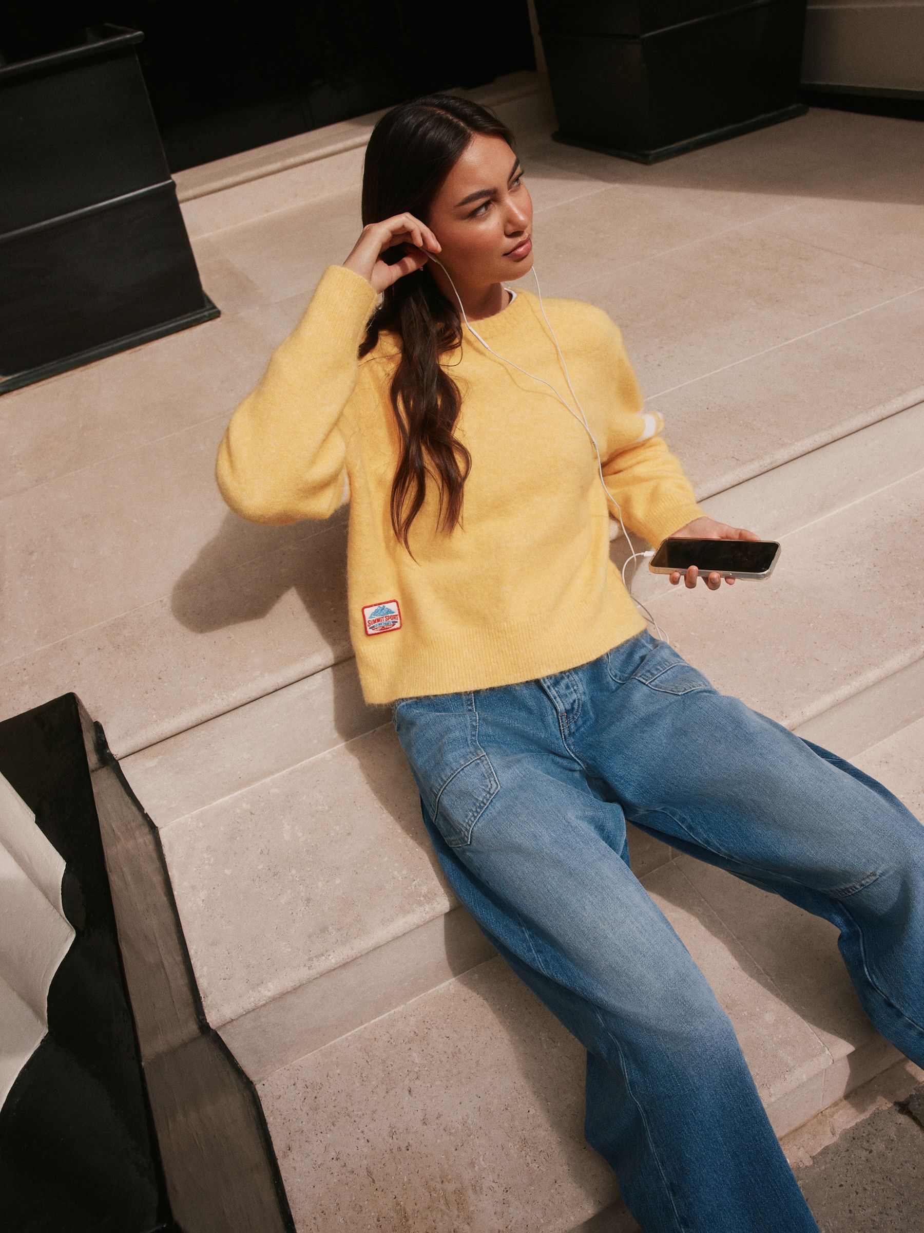 Long Sleeve Crew Neck Knitted Jumper With Wool - Yellow/Multi Back Graphic - Regular - Location Worn