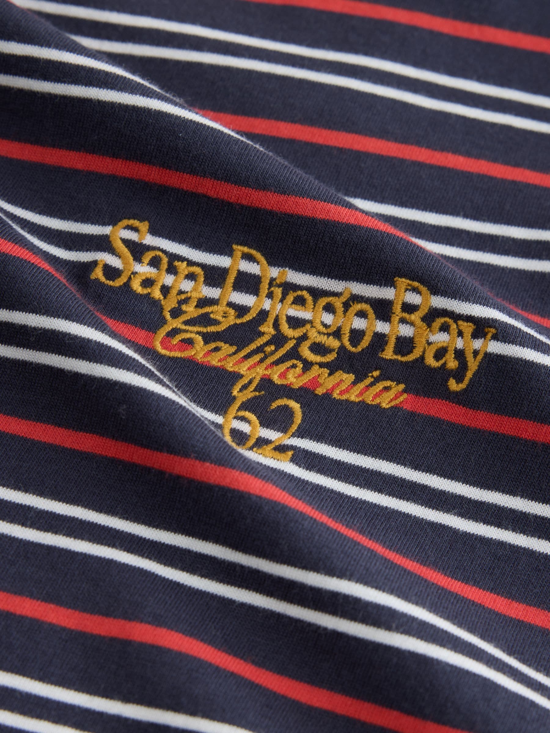 Long Sleeve Crew Neck T-Shirt - Navy/Red Stripe - Regular - SIP Still Life