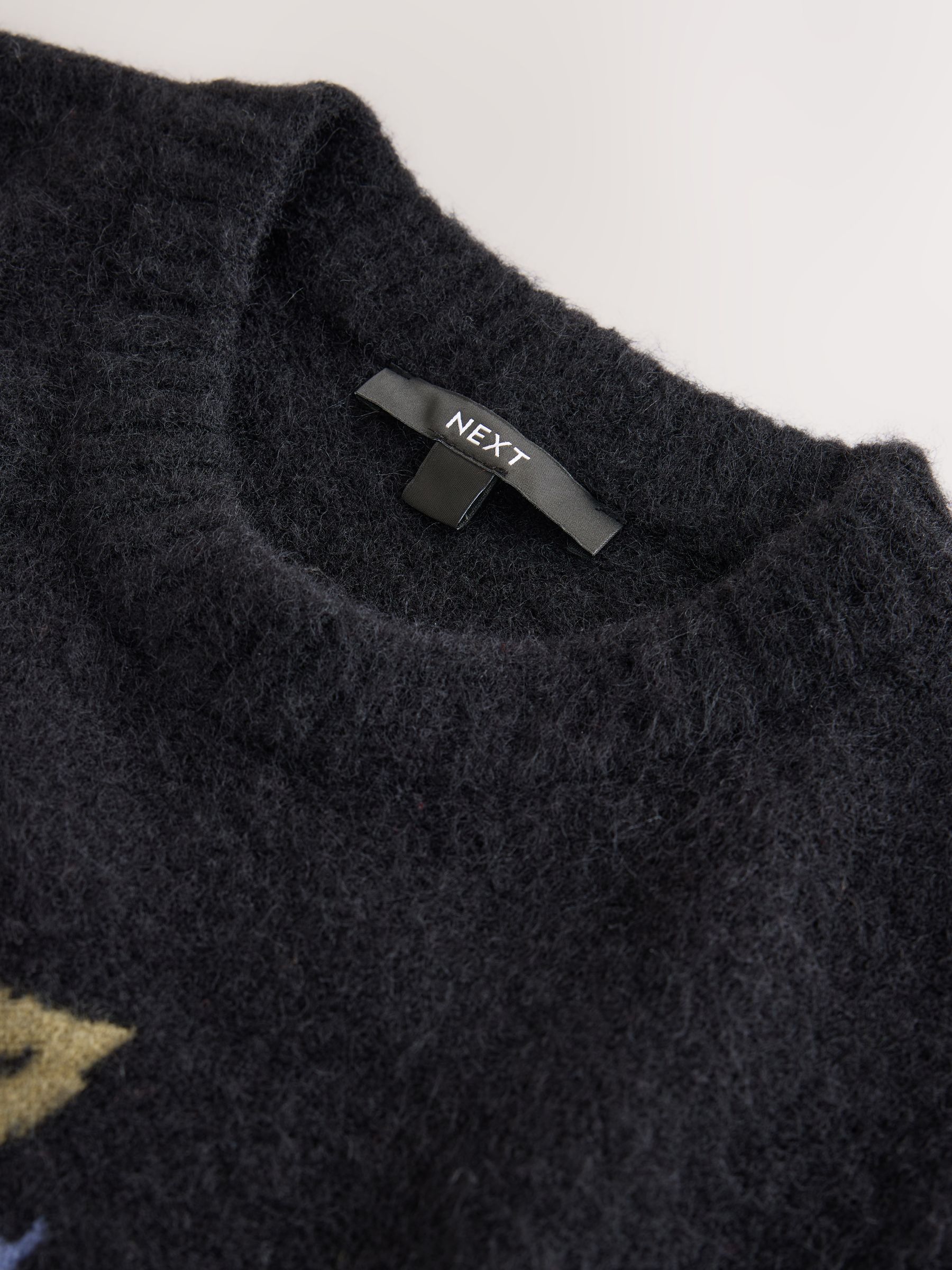 Long Sleeve Crew Neck Knitted Jumper With Wool - Black/Multi Floral - Regular - SIP Still Life