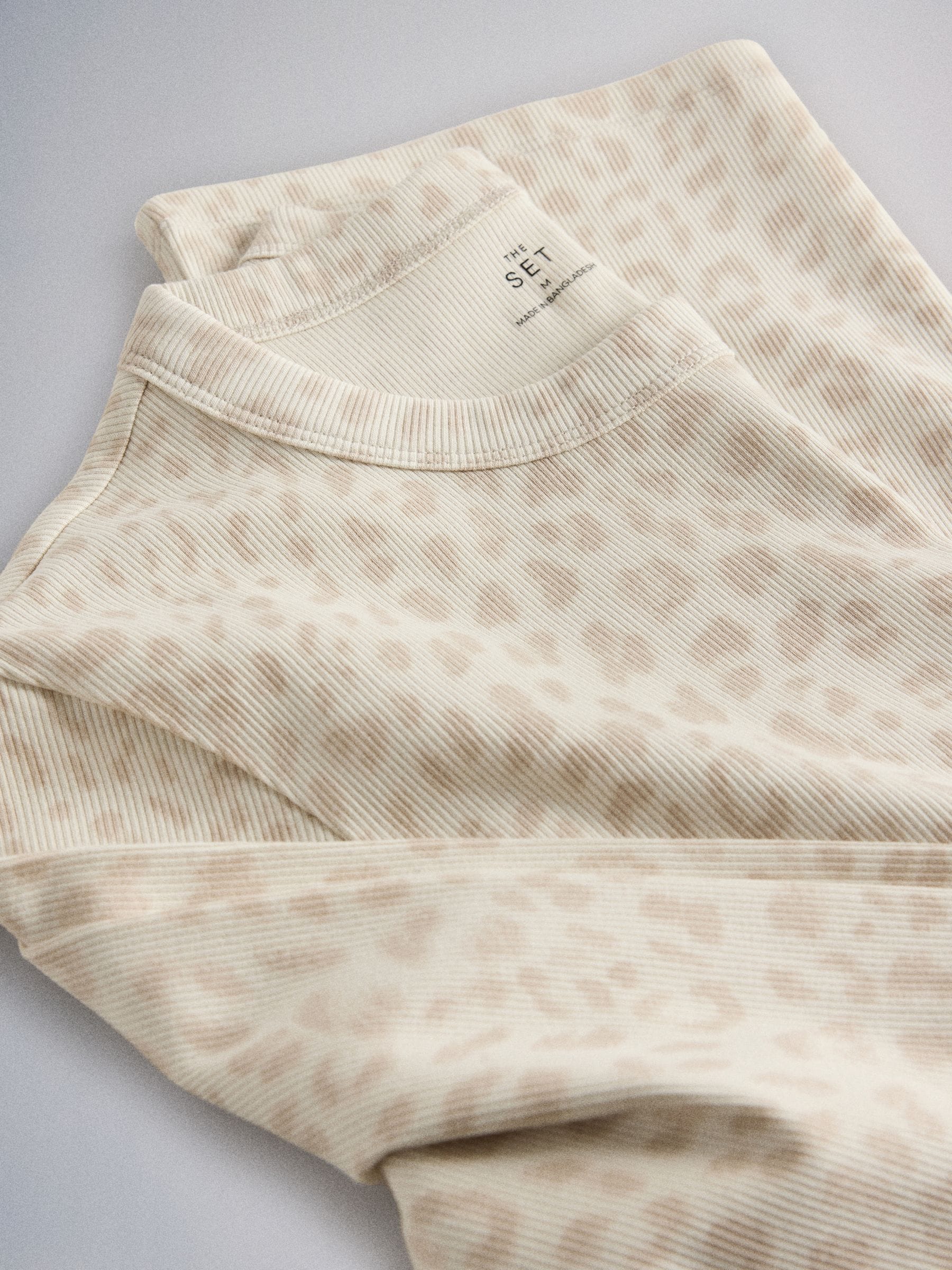 The Set 5 Pack Ribbed Long Sleeve T-Shirts - Brown/Cream/Animal/Neutral/Black - Regular - SIP Still Life