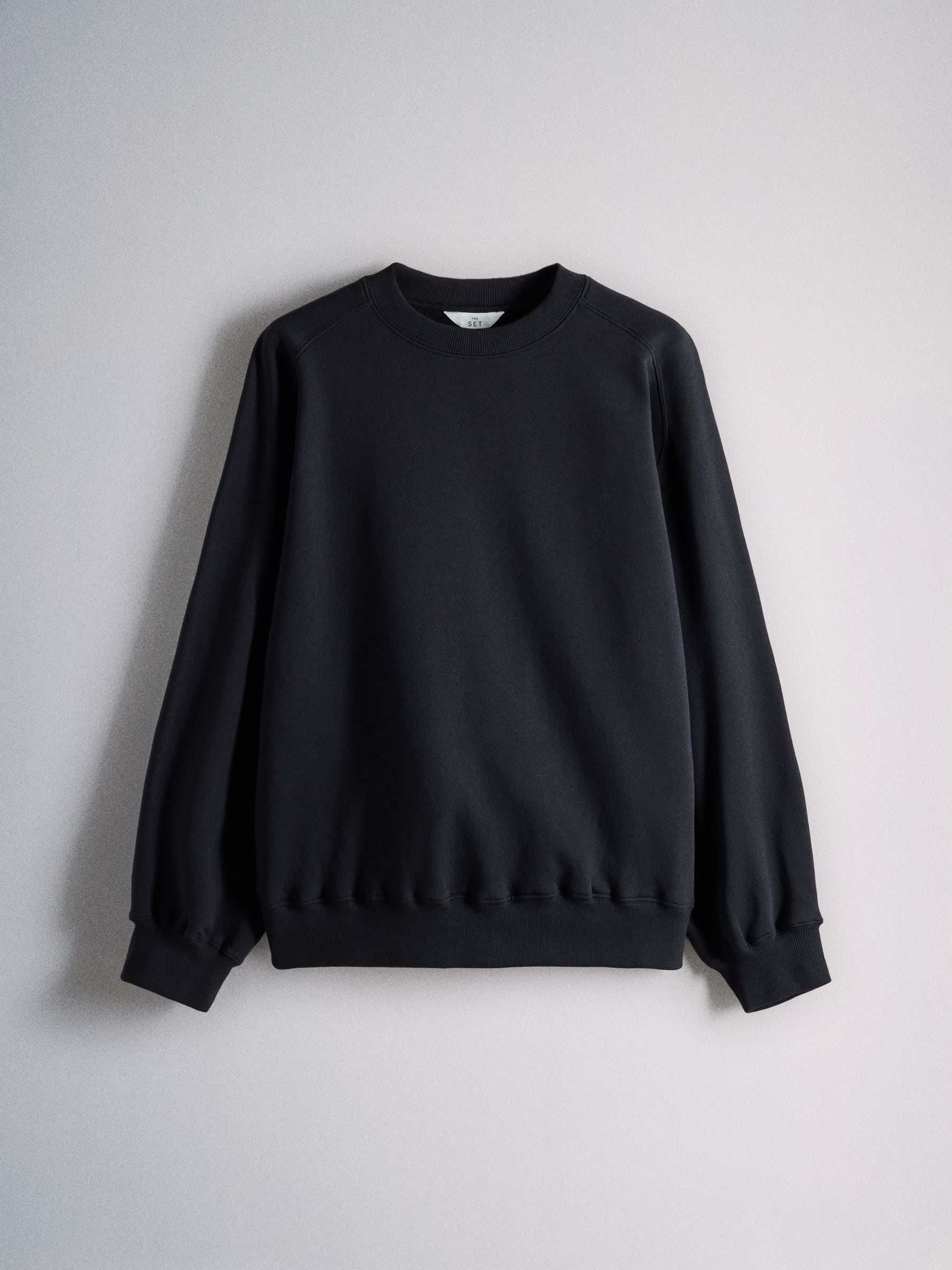 The Set 4 Pack Saddle Sleeve Crew Neck Sweatshirts - Grey - Regular - SIP Still Life