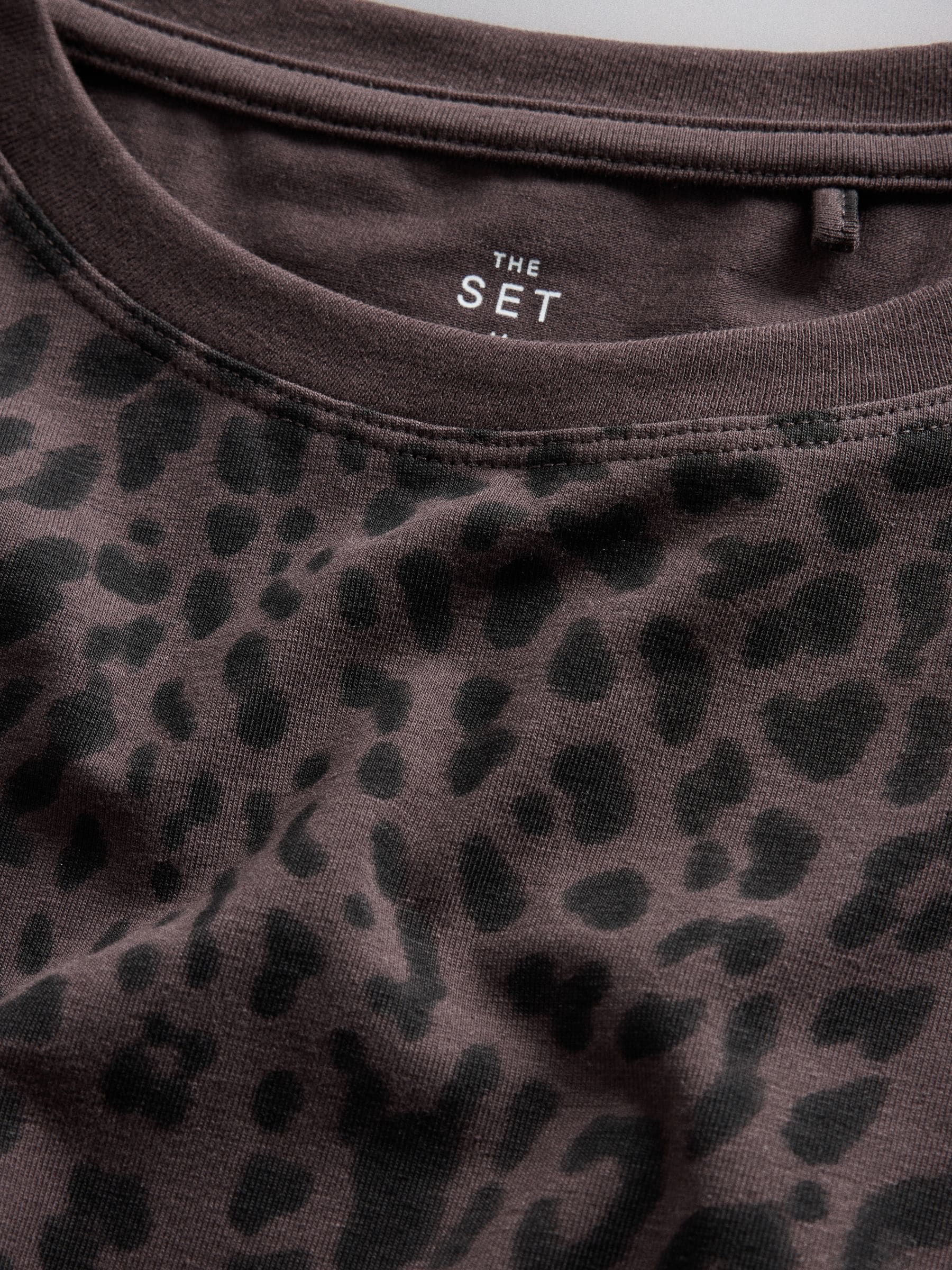 The Set 5 Pack Skinny Fit Crew Neck Long Sleeve T-Shirts - Neutral/Brown/Black/Leopard/Cream - Regular - SIP Still Life