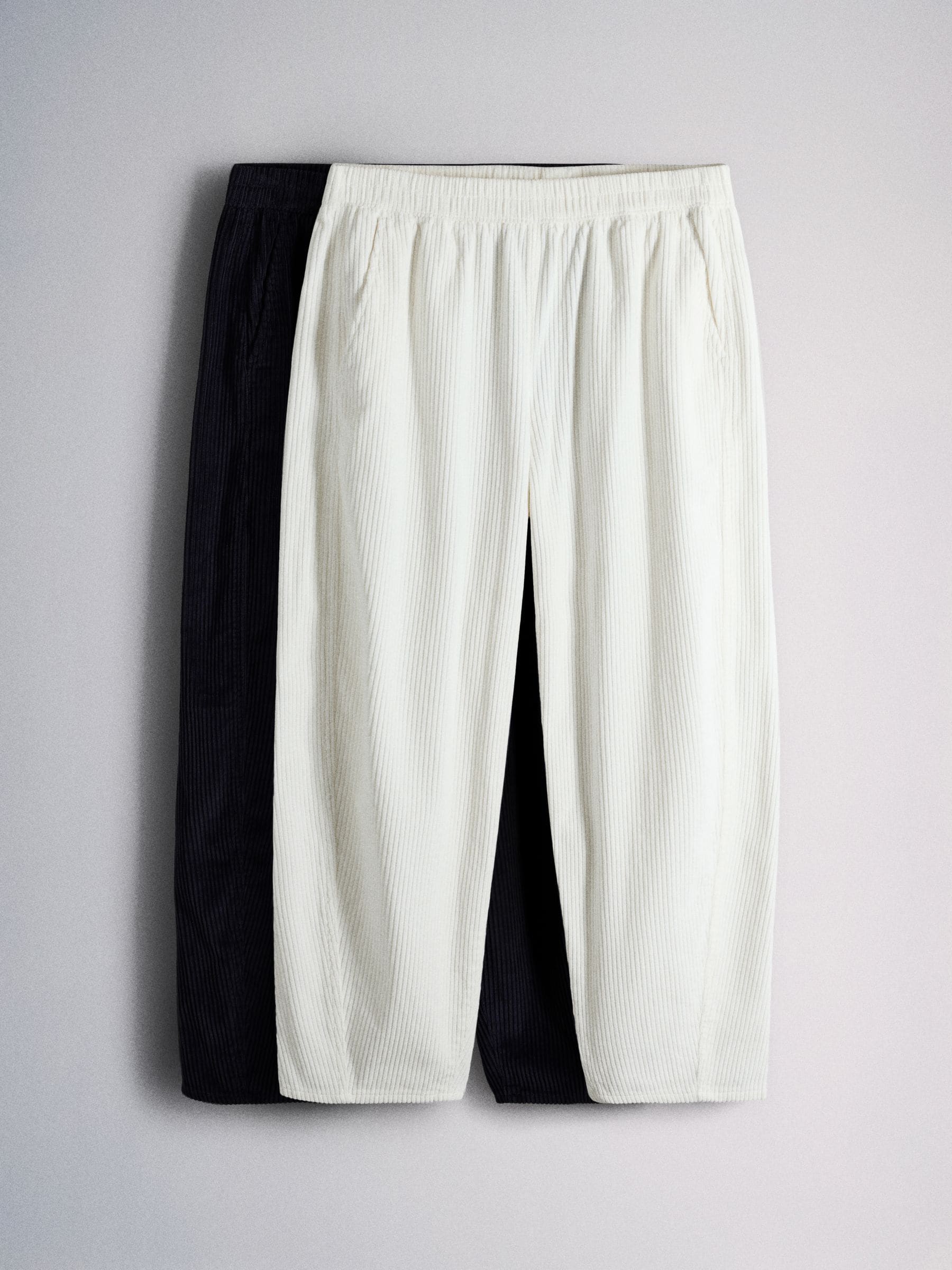The Set 2 Pack Corduroy Barrel Trousers - Navy/Cream - Regular - SIP Still Life