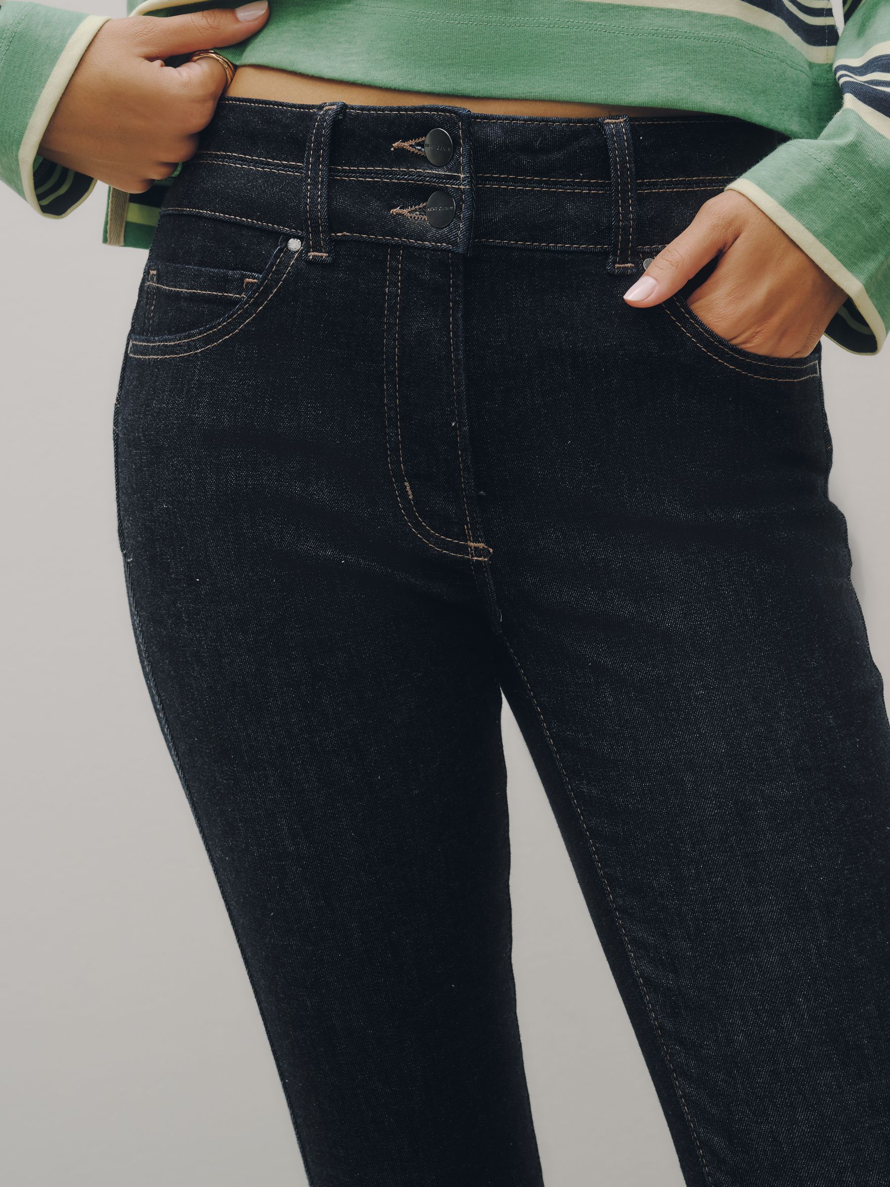 Lift Slim and Shape Skinny Jeans - Indigo Rinse Blue - Regular - SIP Worn