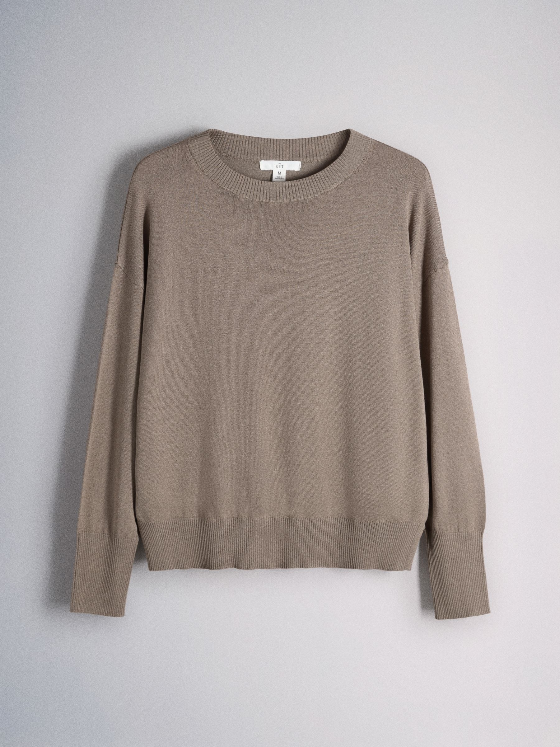 The Set Fine Knitted Crew Neck Jumpers - Red/Light Brown/Chocolate Brown - 3 Pack - SIP Still Life